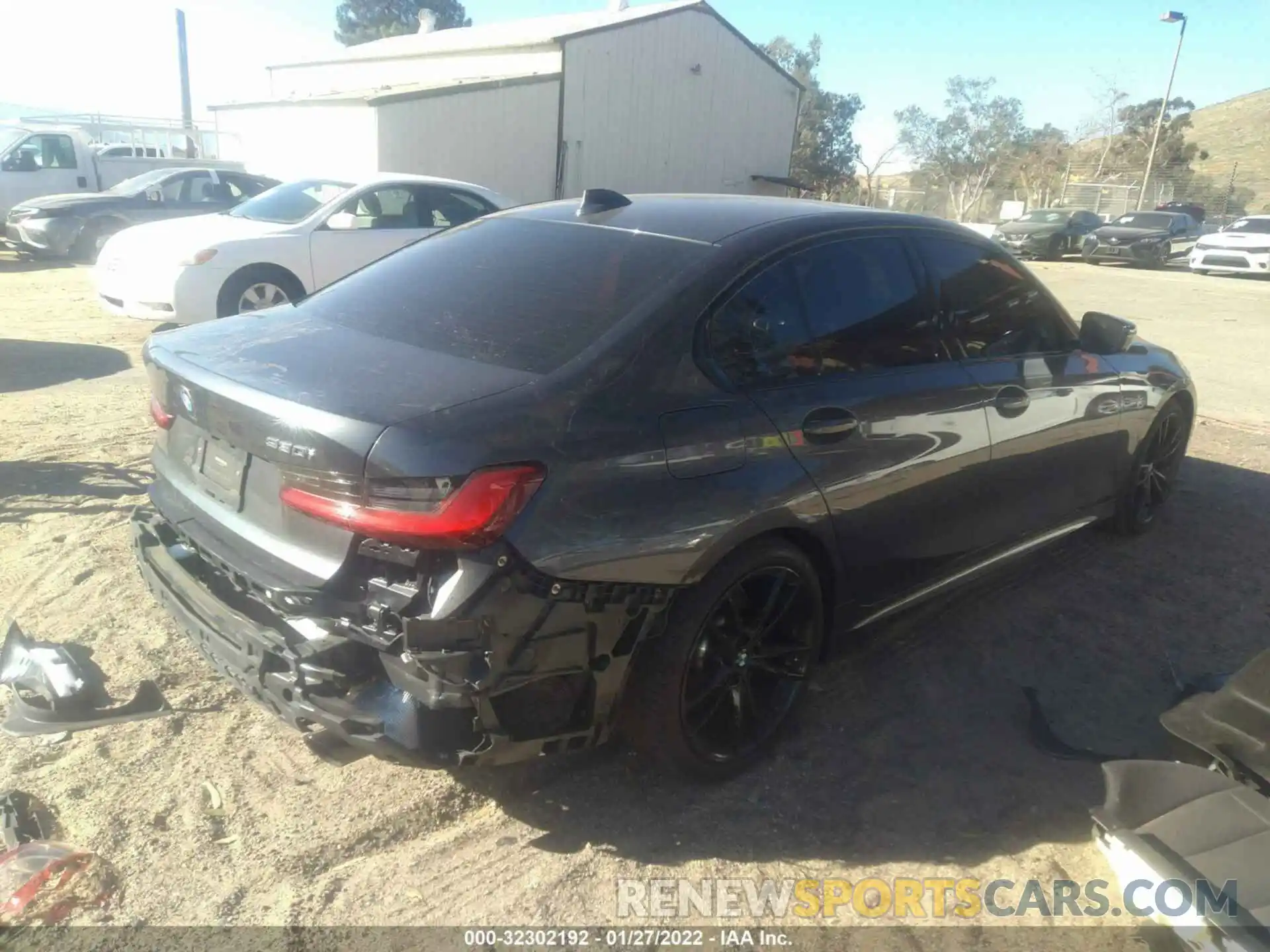 4 Photograph of a damaged car 3MW5R1J02M8C05344 BMW 3 SERIES 2021