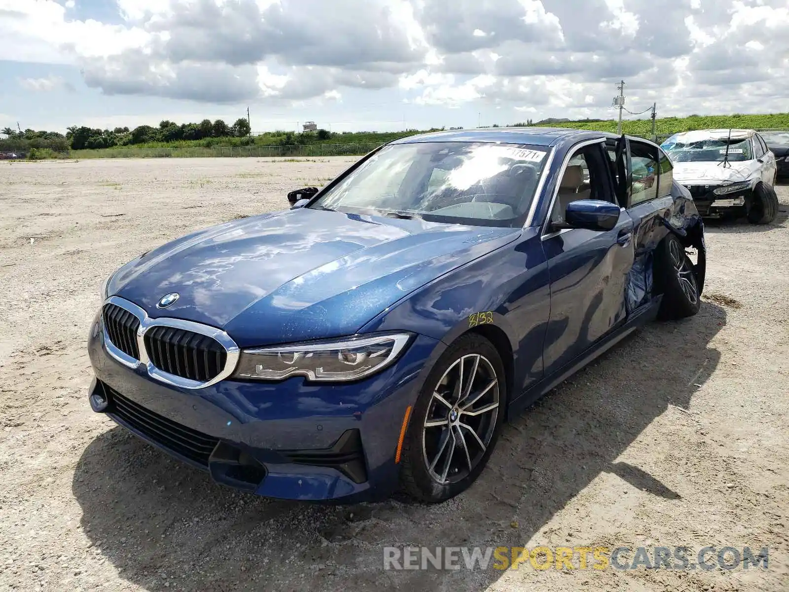 2 Photograph of a damaged car 3MW5R1J03M8B50614 BMW 3 SERIES 2021