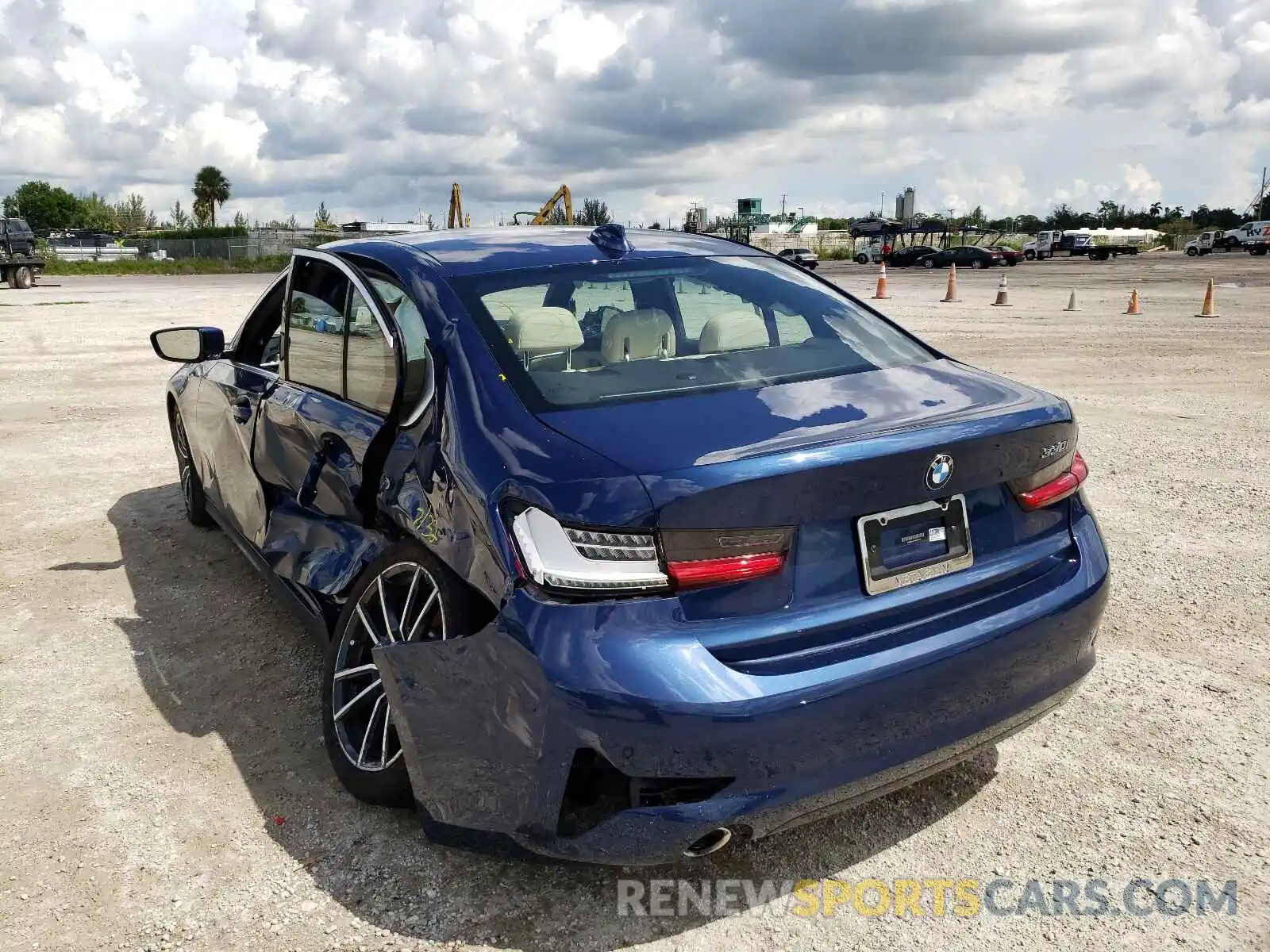 3 Photograph of a damaged car 3MW5R1J03M8B50614 BMW 3 SERIES 2021