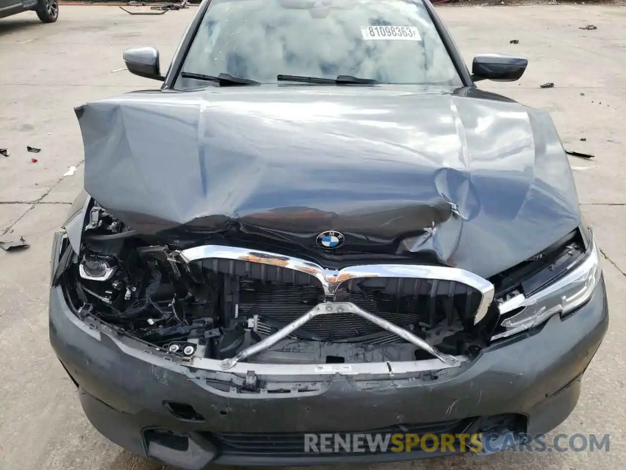 11 Photograph of a damaged car 3MW5R1J03M8C11556 BMW 3 SERIES 2021