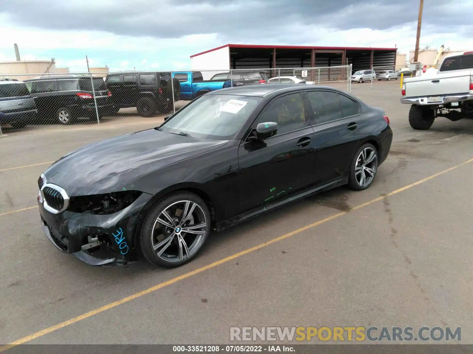 2 Photograph of a damaged car 3MW5R1J04M8B68488 BMW 3 SERIES 2021