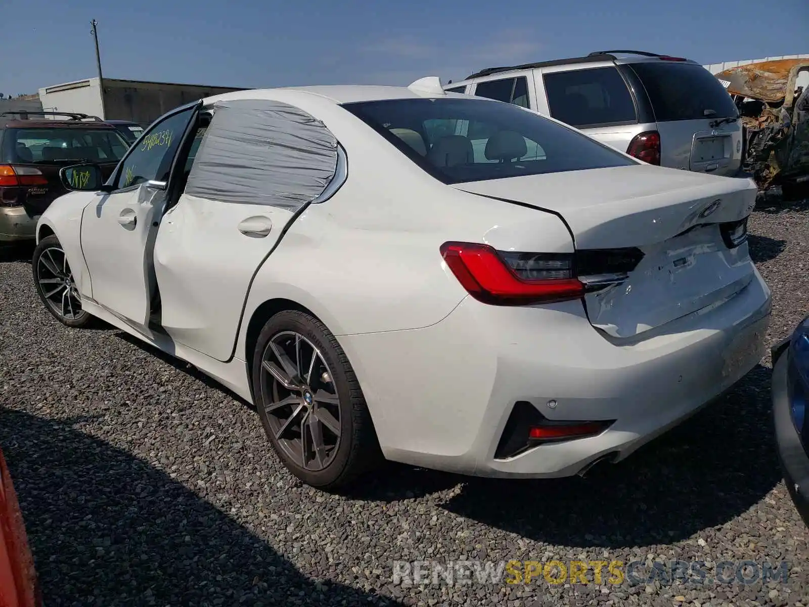 3 Photograph of a damaged car 3MW5R1J04M8B81225 BMW 3 SERIES 2021