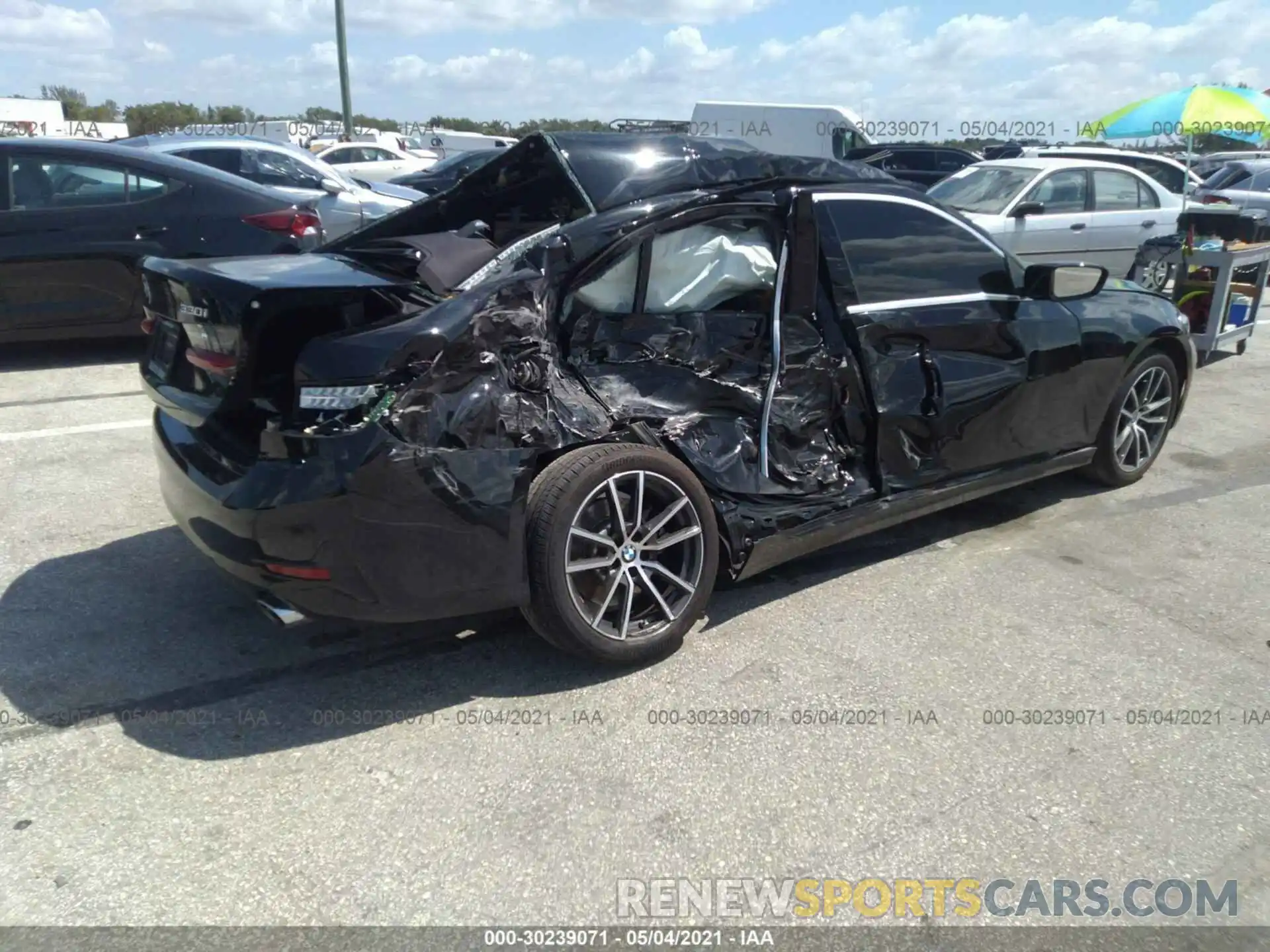 4 Photograph of a damaged car 3MW5R1J05M8B47276 BMW 3 SERIES 2021