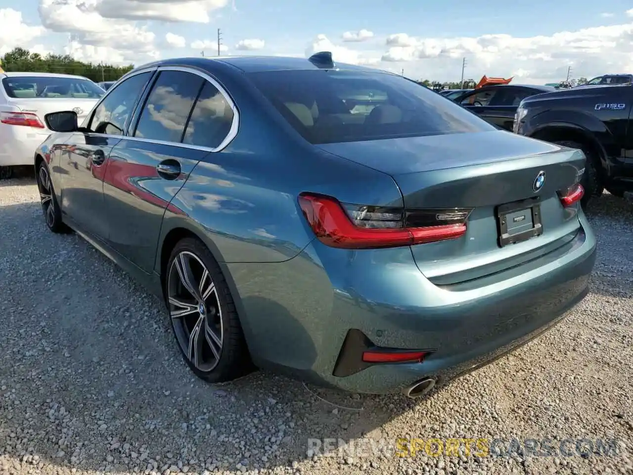 3 Photograph of a damaged car 3MW5R1J05M8B99796 BMW 3 SERIES 2021