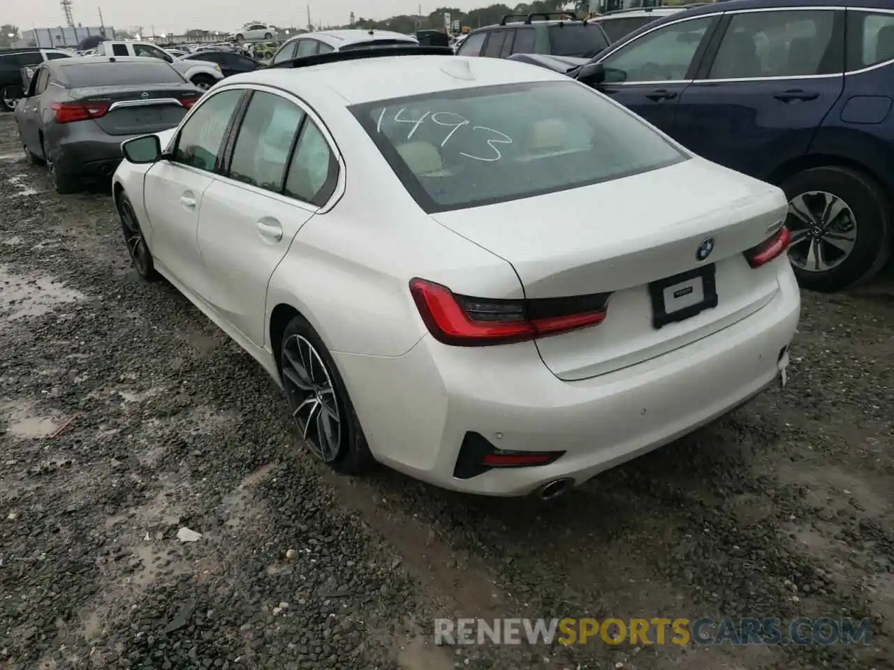 3 Photograph of a damaged car 3MW5R1J05M8C11493 BMW 3 SERIES 2021