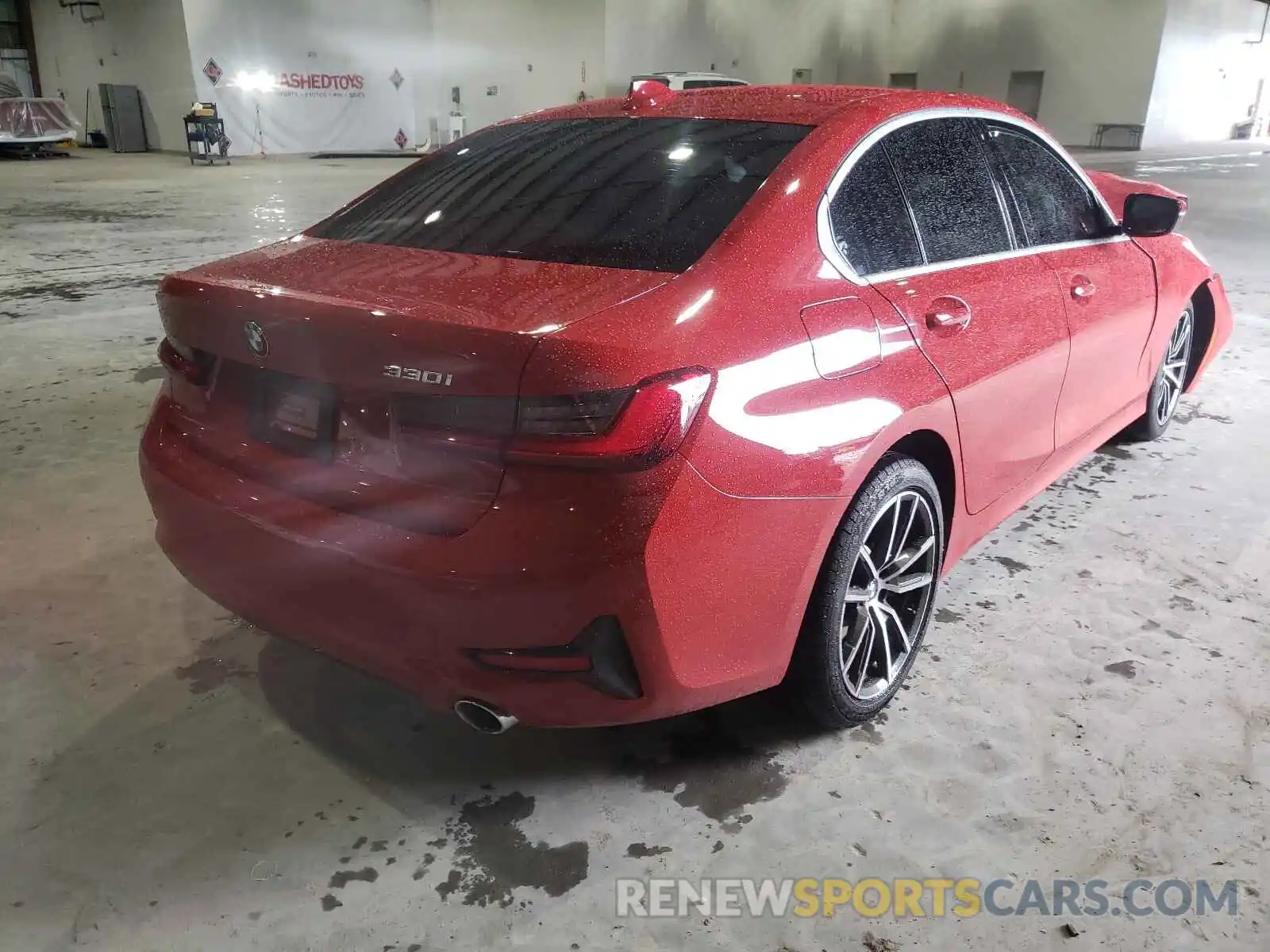 4 Photograph of a damaged car 3MW5R1J06M8B50137 BMW 3 SERIES 2021