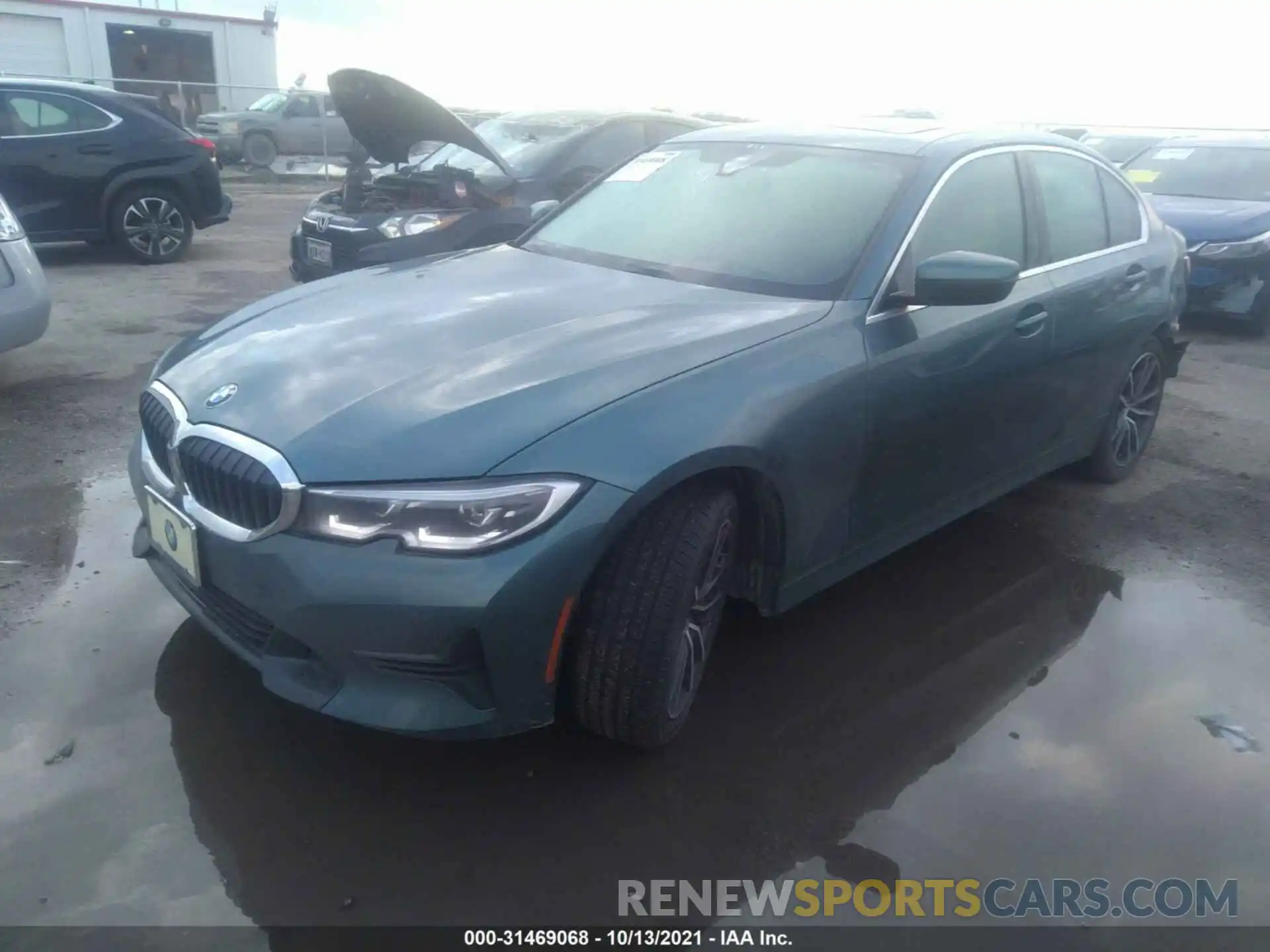 2 Фотография поврежденного автомобиля 3MW5R1J06M8B68458 BMW 3 SERIES 2021