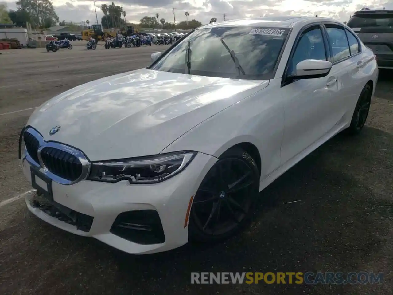 2 Photograph of a damaged car 3MW5R1J06M8B83218 BMW 3 SERIES 2021