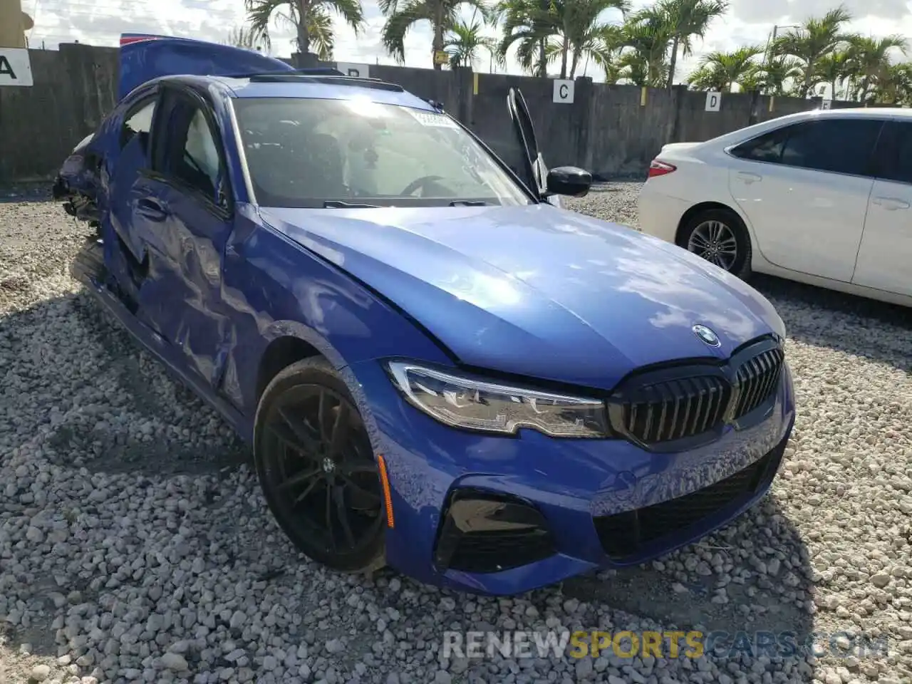 1 Photograph of a damaged car 3MW5R1J06M8C10370 BMW 3 SERIES 2021