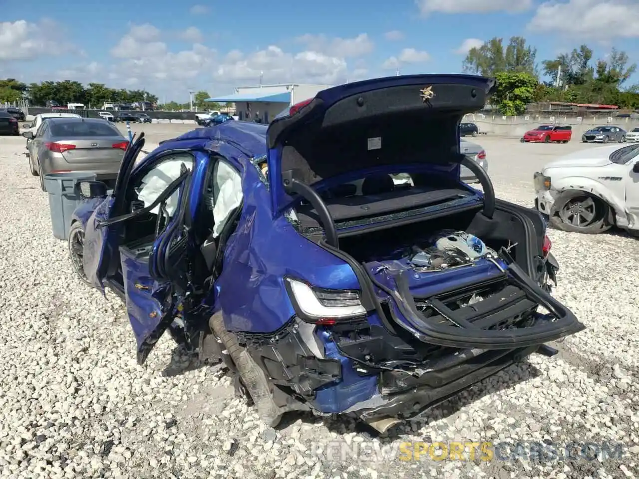 3 Photograph of a damaged car 3MW5R1J06M8C10370 BMW 3 SERIES 2021