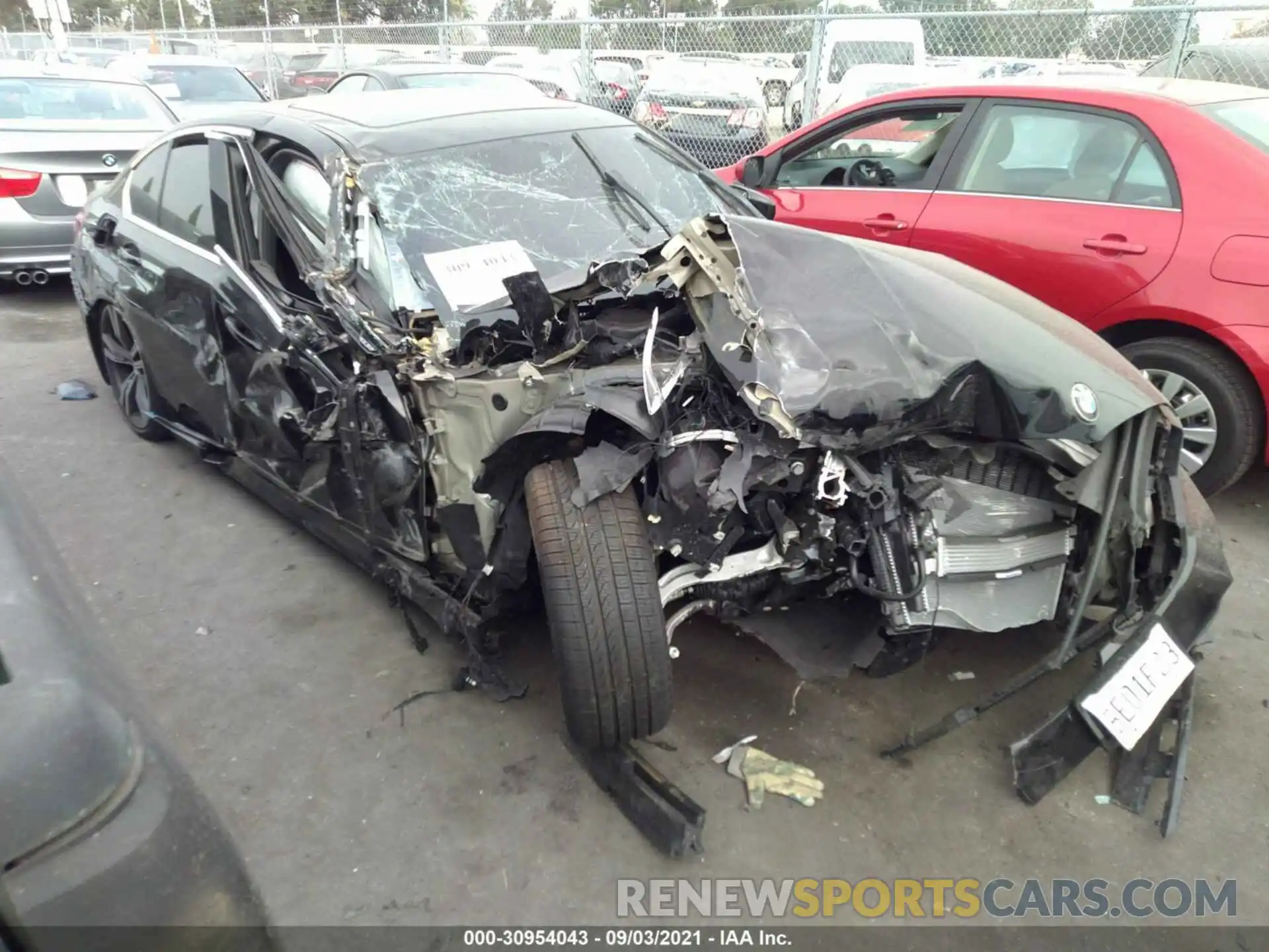 1 Photograph of a damaged car 3MW5R1J06M8C11163 BMW 3 SERIES 2021