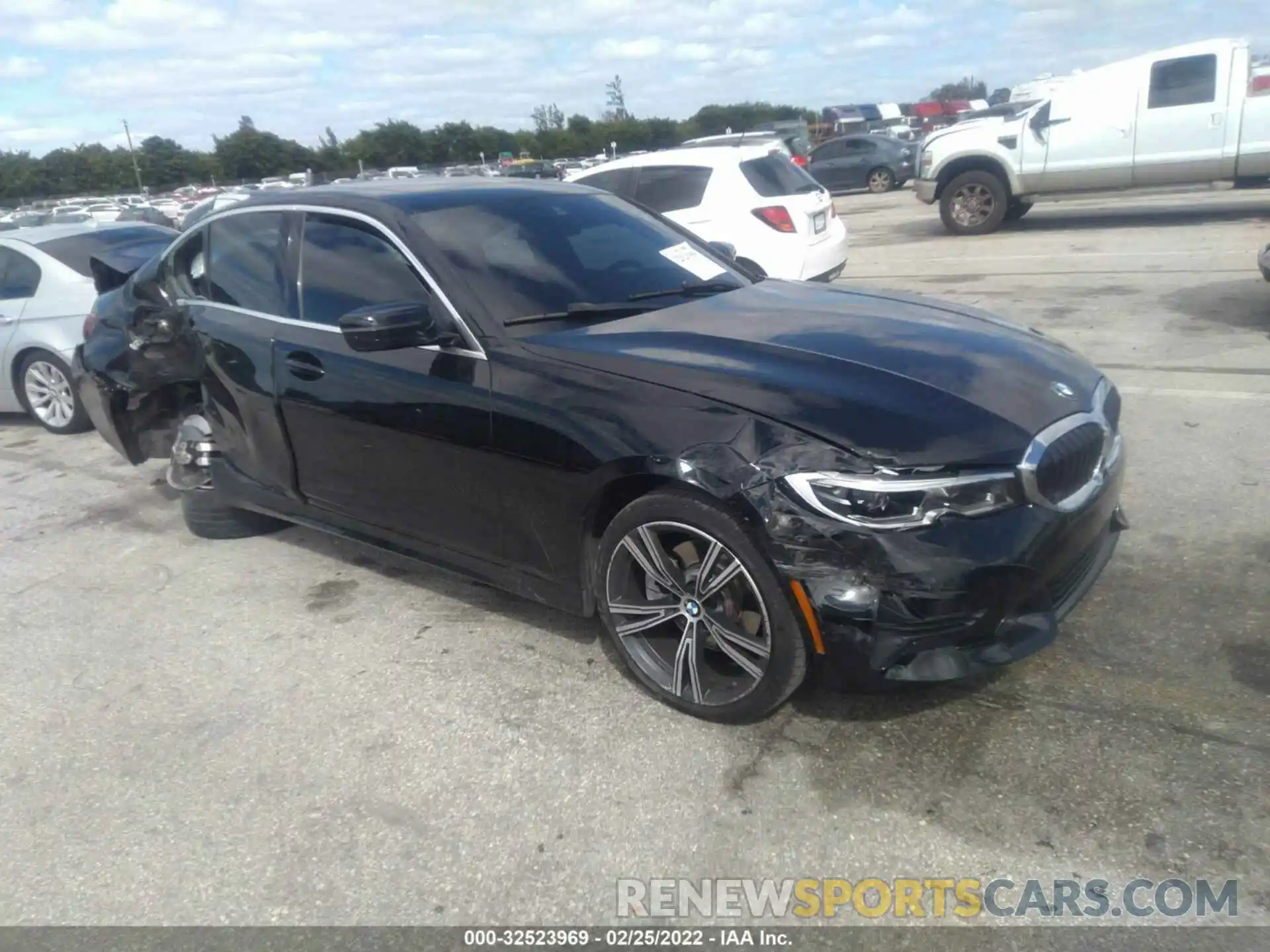 1 Photograph of a damaged car 3MW5R1J06M8C14886 BMW 3 SERIES 2021