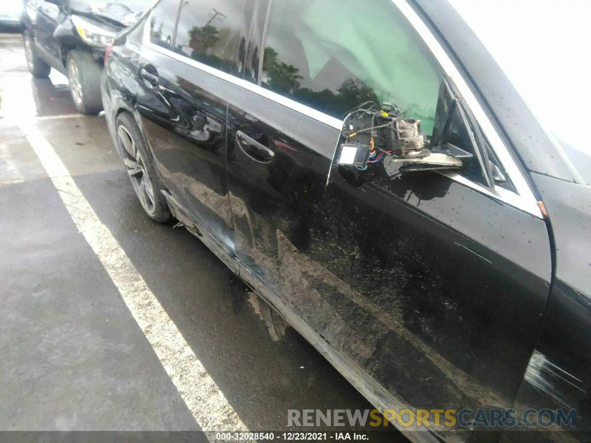 6 Photograph of a damaged car 3MW5R1J07M8B61468 BMW 3 SERIES 2021