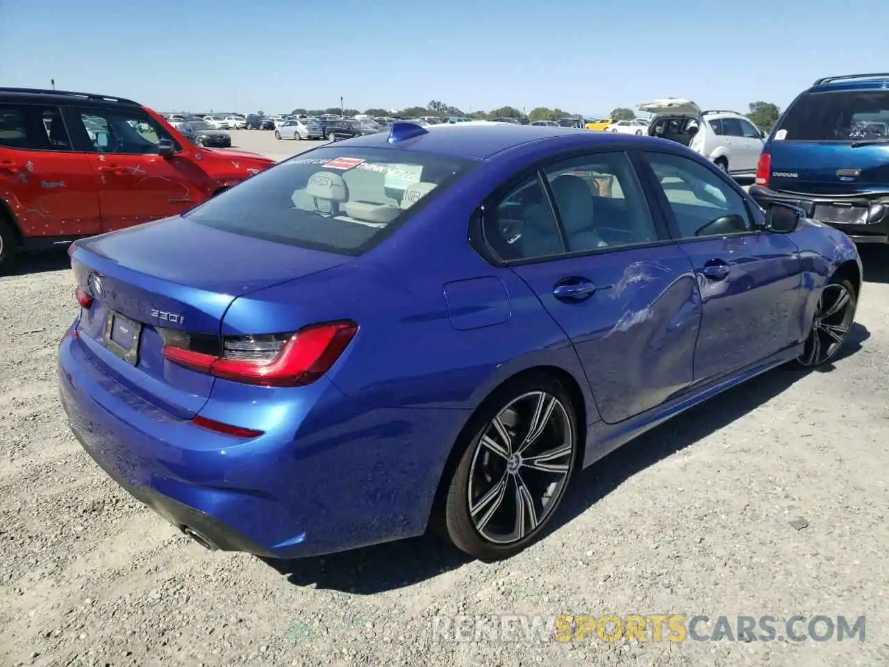 4 Photograph of a damaged car 3MW5R1J07M8B73412 BMW 3 SERIES 2021