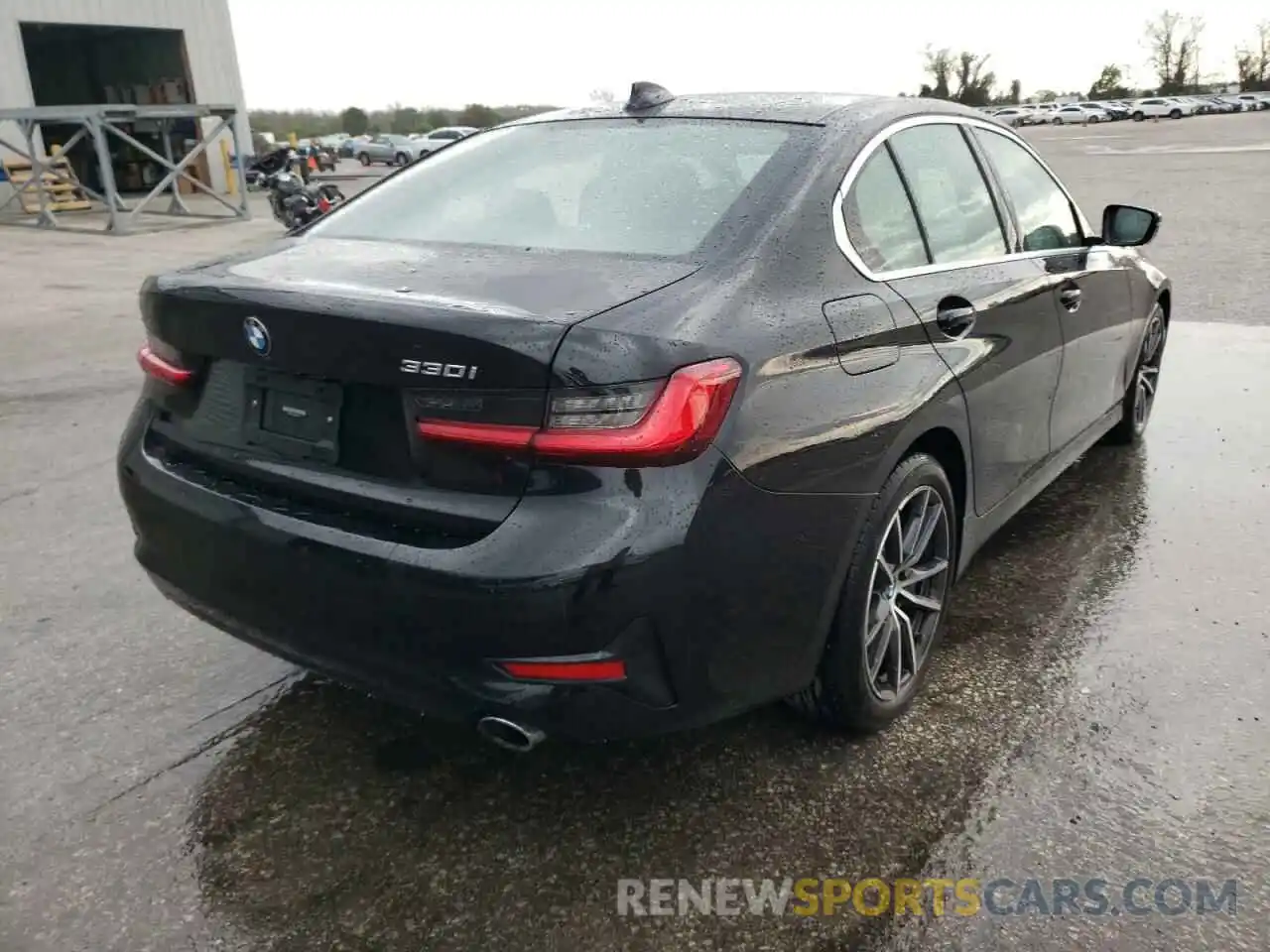 4 Photograph of a damaged car 3MW5R1J07M8C18154 BMW 3 SERIES 2021