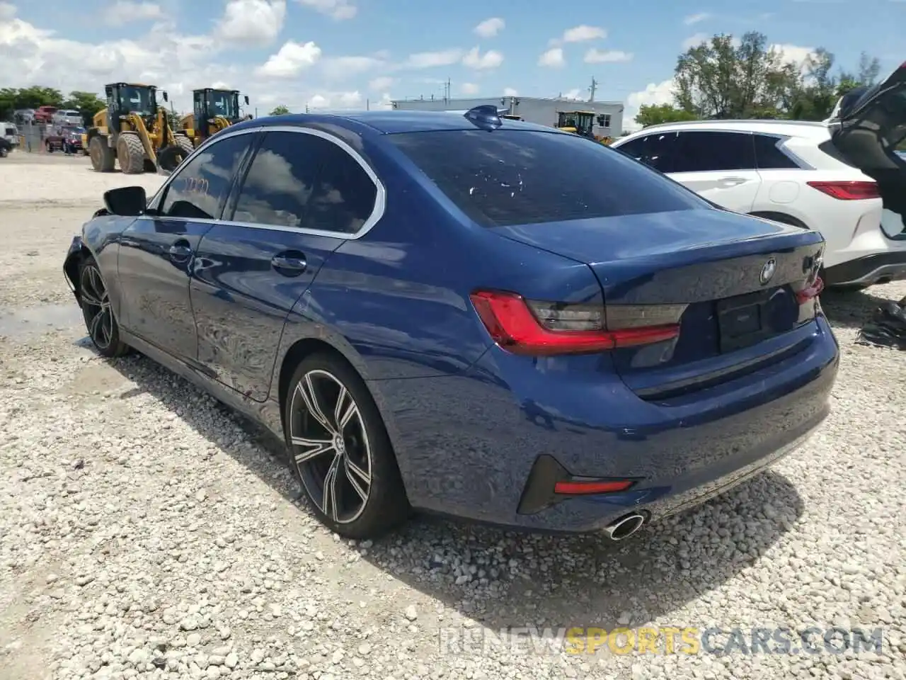 3 Photograph of a damaged car 3MW5R1J07M8C18512 BMW 3 SERIES 2021