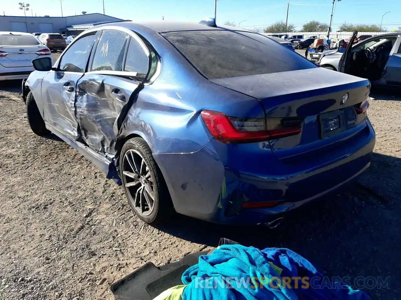 3 Photograph of a damaged car 3MW5R1J07M8C21295 BMW 3 SERIES 2021