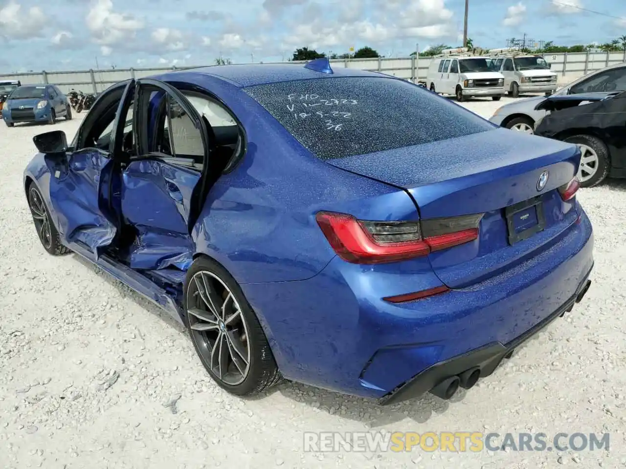 3 Photograph of a damaged car 3MW5R1J08M8B72723 BMW 3 SERIES 2021