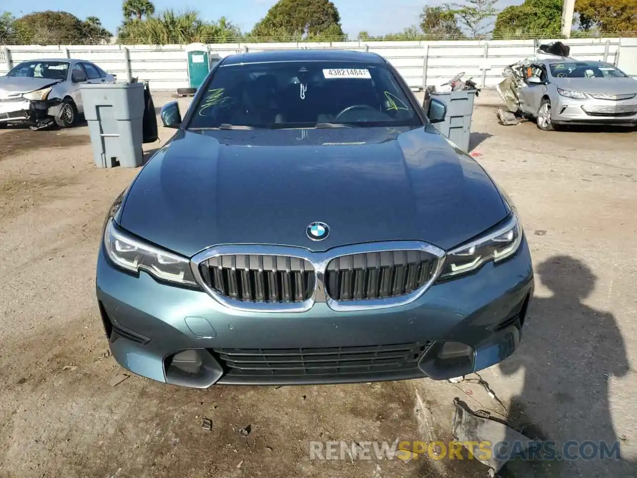 5 Photograph of a damaged car 3MW5R1J08M8B92440 BMW 3 SERIES 2021