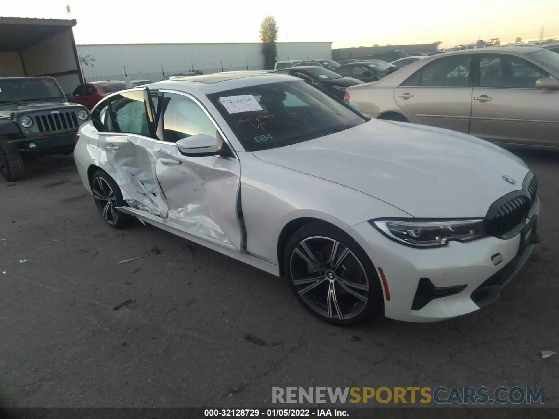 6 Photograph of a damaged car 3MW5R1J08M8C13738 BMW 3 SERIES 2021