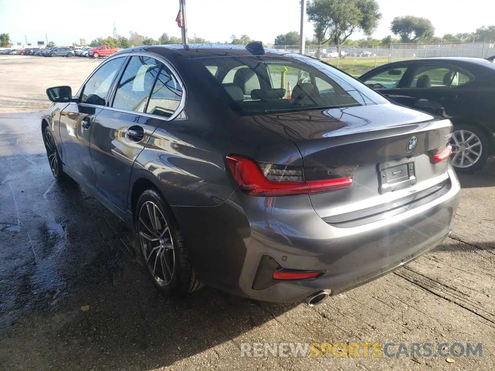 3 Photograph of a damaged car 3MW5R1J08M8C17434 BMW 3 SERIES 2021