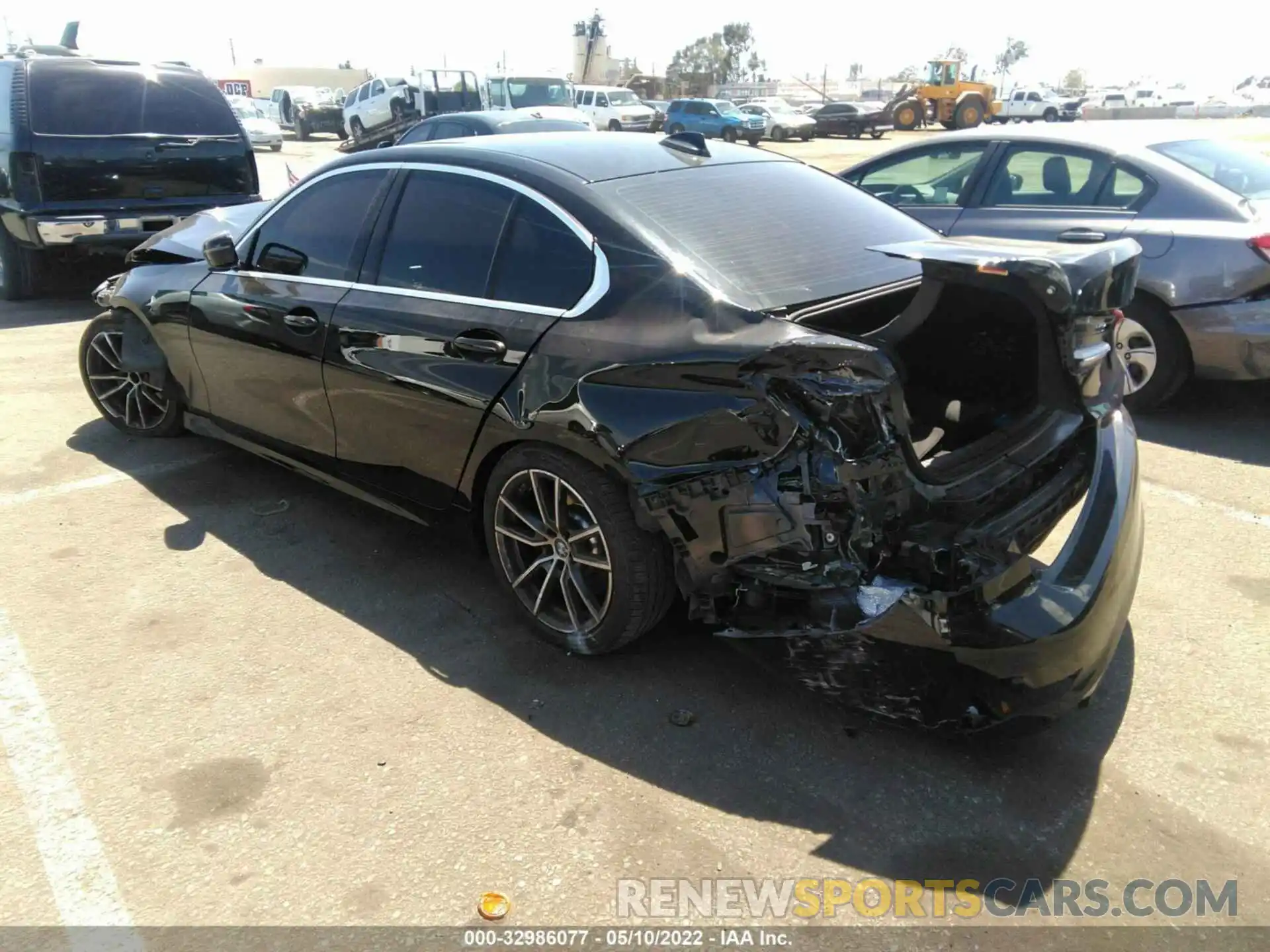 3 Photograph of a damaged car 3MW5R1J09M8B69166 BMW 3 SERIES 2021