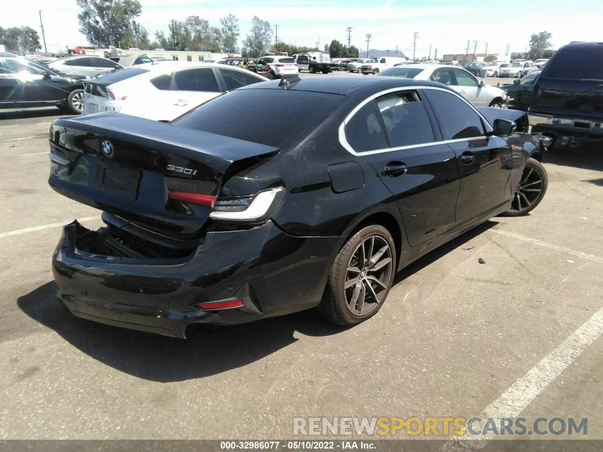 4 Photograph of a damaged car 3MW5R1J09M8B69166 BMW 3 SERIES 2021