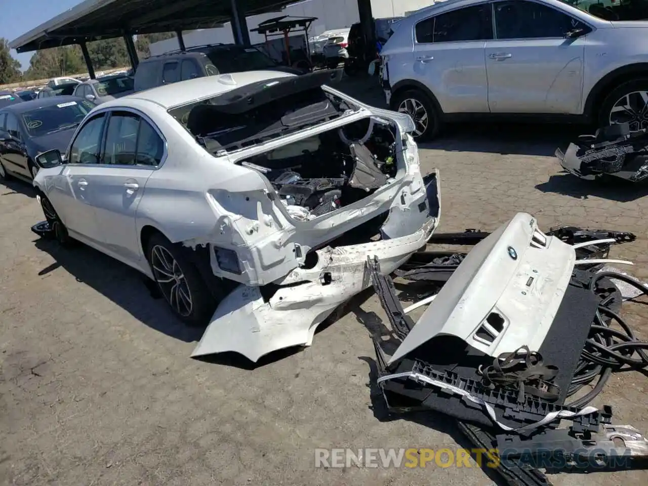 3 Photograph of a damaged car 3MW5R1J09M8C05390 BMW 3 SERIES 2021