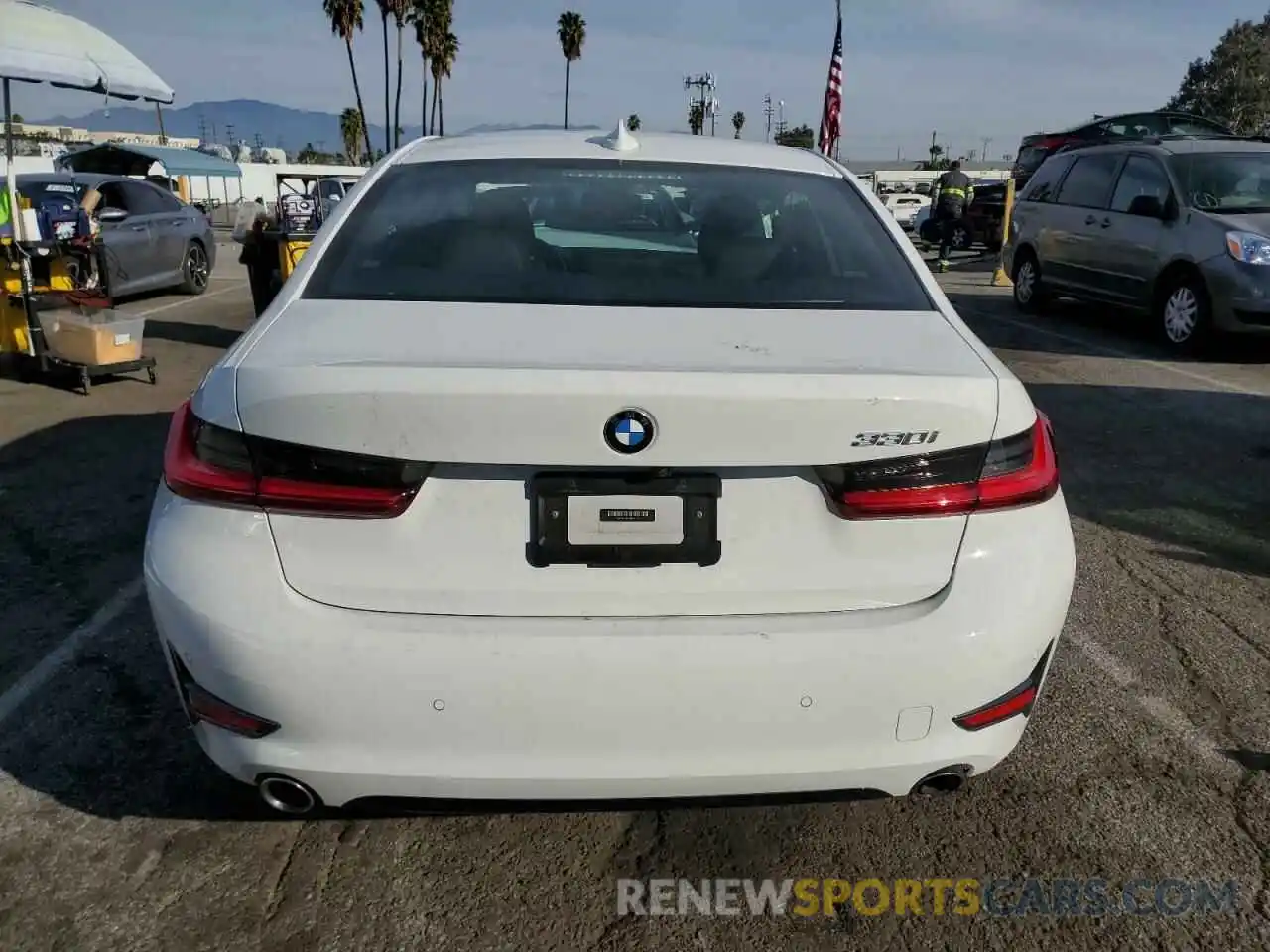 6 Photograph of a damaged car 3MW5R1J09M8C21721 BMW 3 SERIES 2021