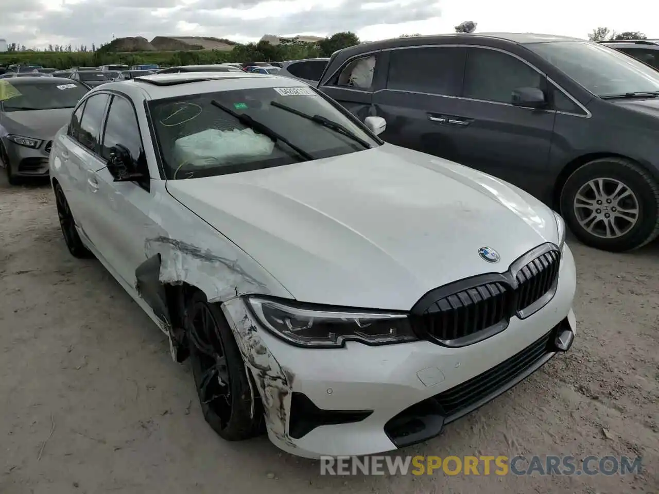 1 Photograph of a damaged car 3MW5R1J0XM8B51095 BMW 3 SERIES 2021