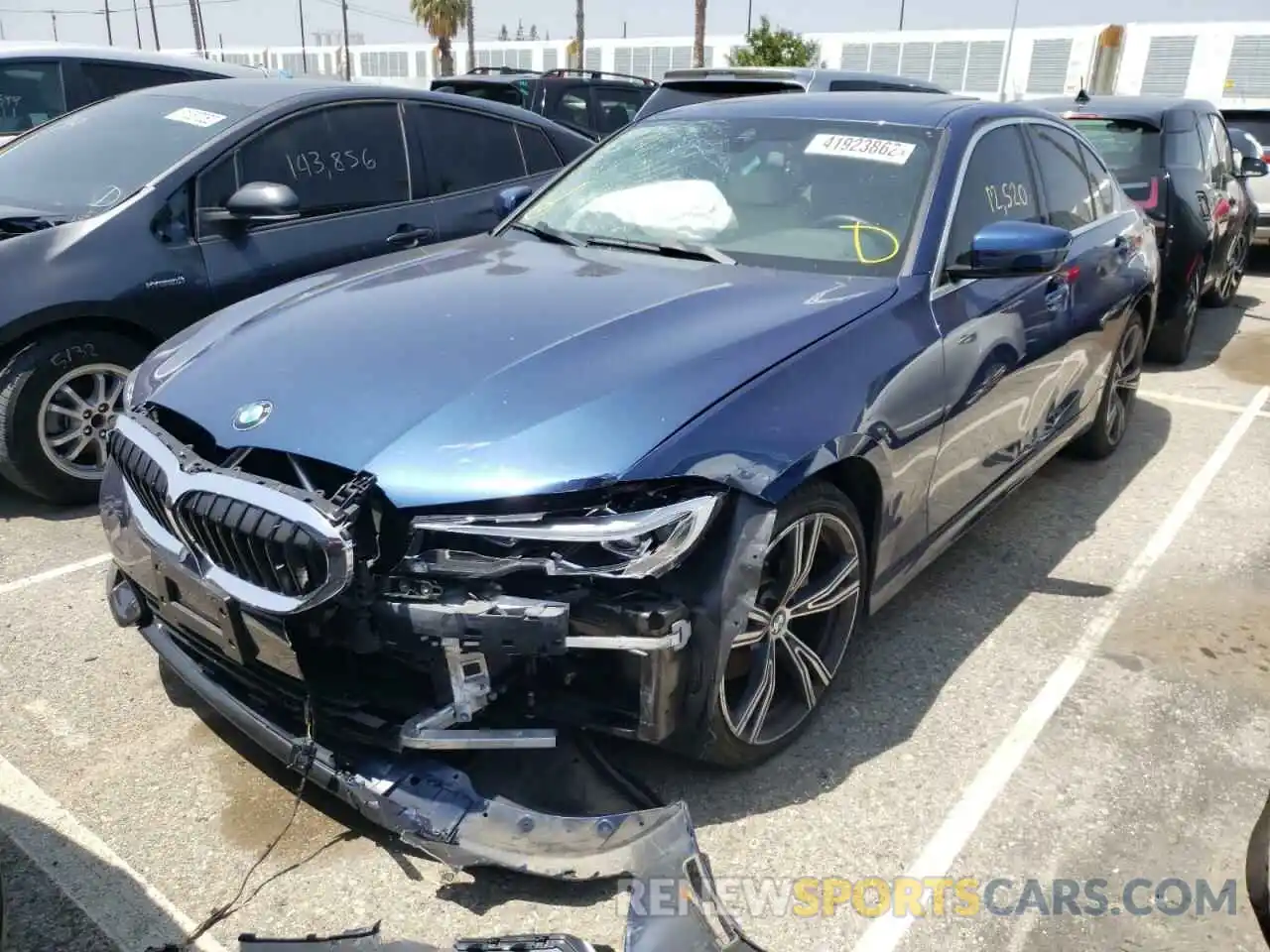 2 Photograph of a damaged car 3MW5R1J0XM8B56054 BMW 3 SERIES 2021