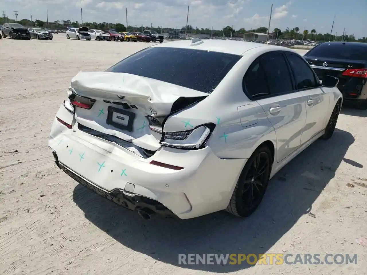 4 Photograph of a damaged car 3MW5R1J0XM8B66678 BMW 3 SERIES 2021