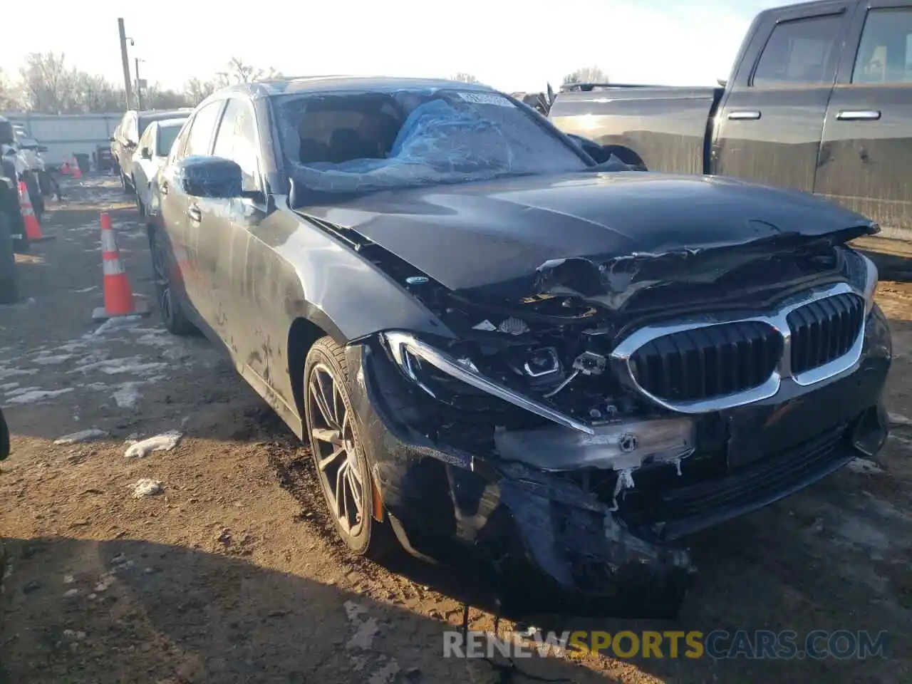 1 Photograph of a damaged car 3MW5R1J0XM8B81228 BMW 3 SERIES 2021