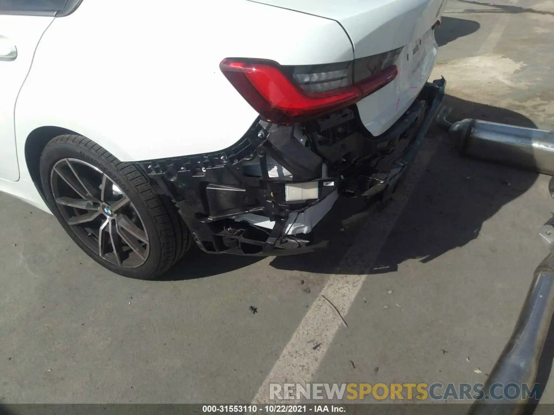 6 Photograph of a damaged car 3MW5R1J0XM8C06466 BMW 3 SERIES 2021