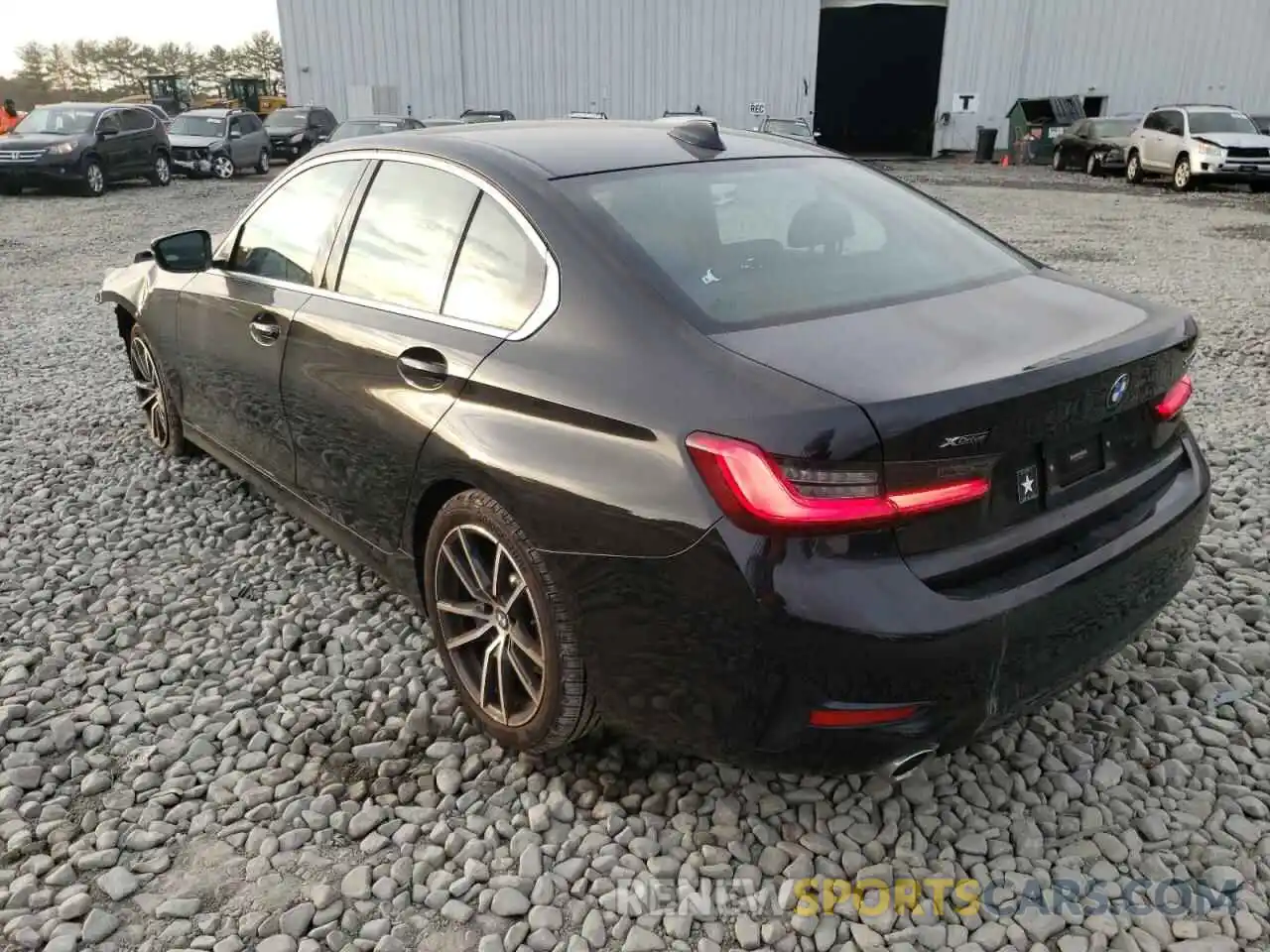 3 Photograph of a damaged car 3MW5R7J00M8B95688 BMW 3 SERIES 2021