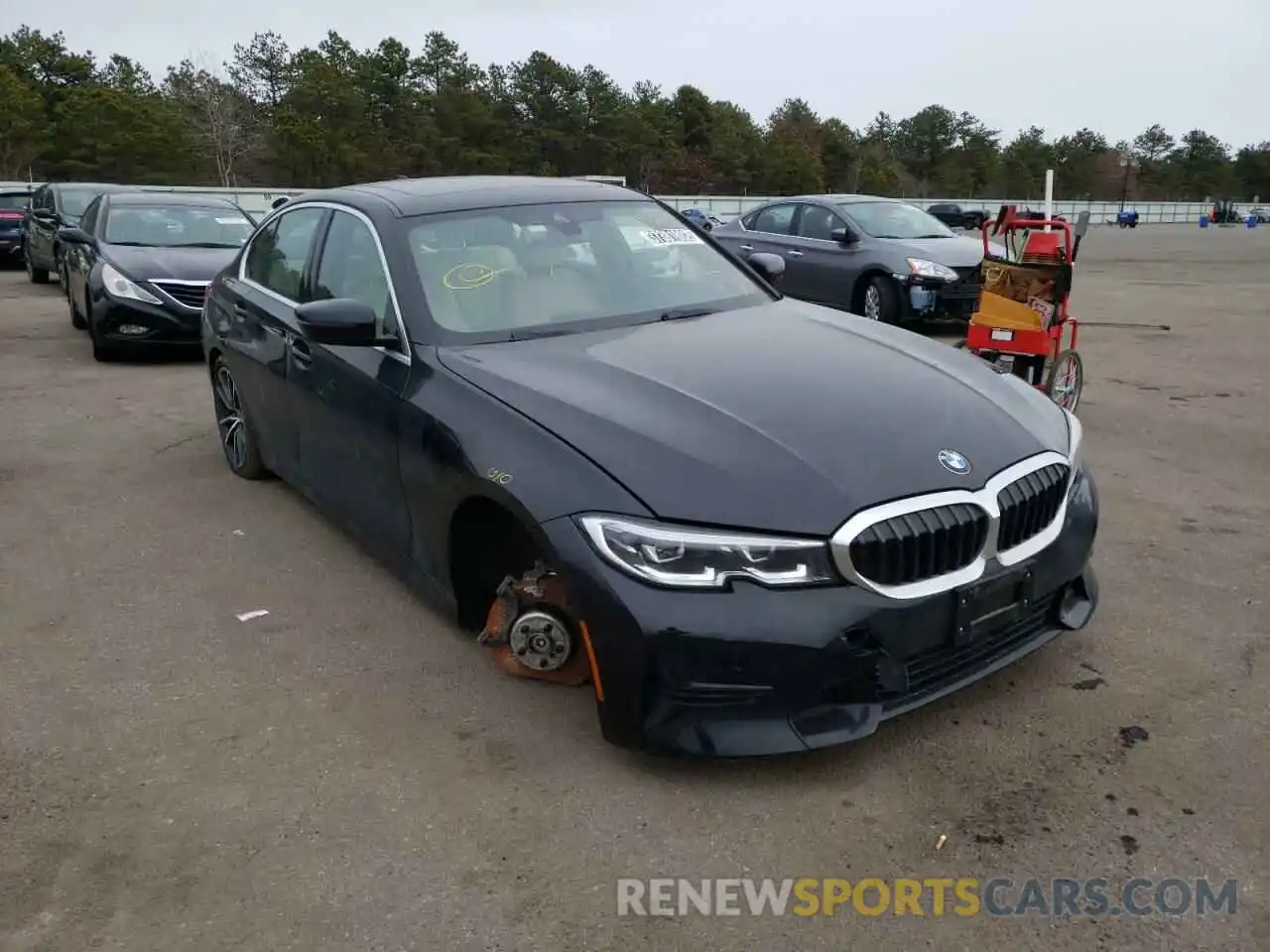 1 Photograph of a damaged car 3MW5R7J00M8C07225 BMW 3 SERIES 2021