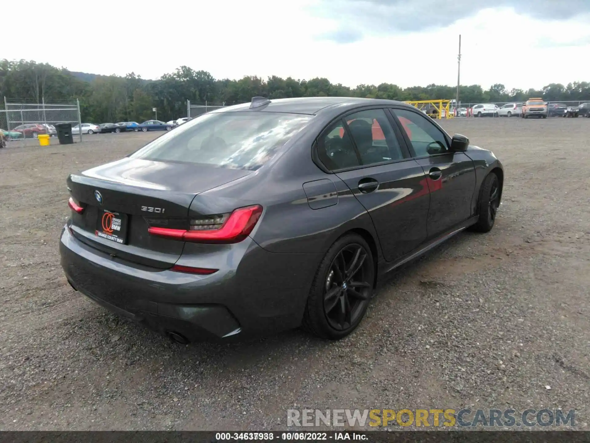 4 Photograph of a damaged car 3MW5R7J00M8C21545 BMW 3 SERIES 2021