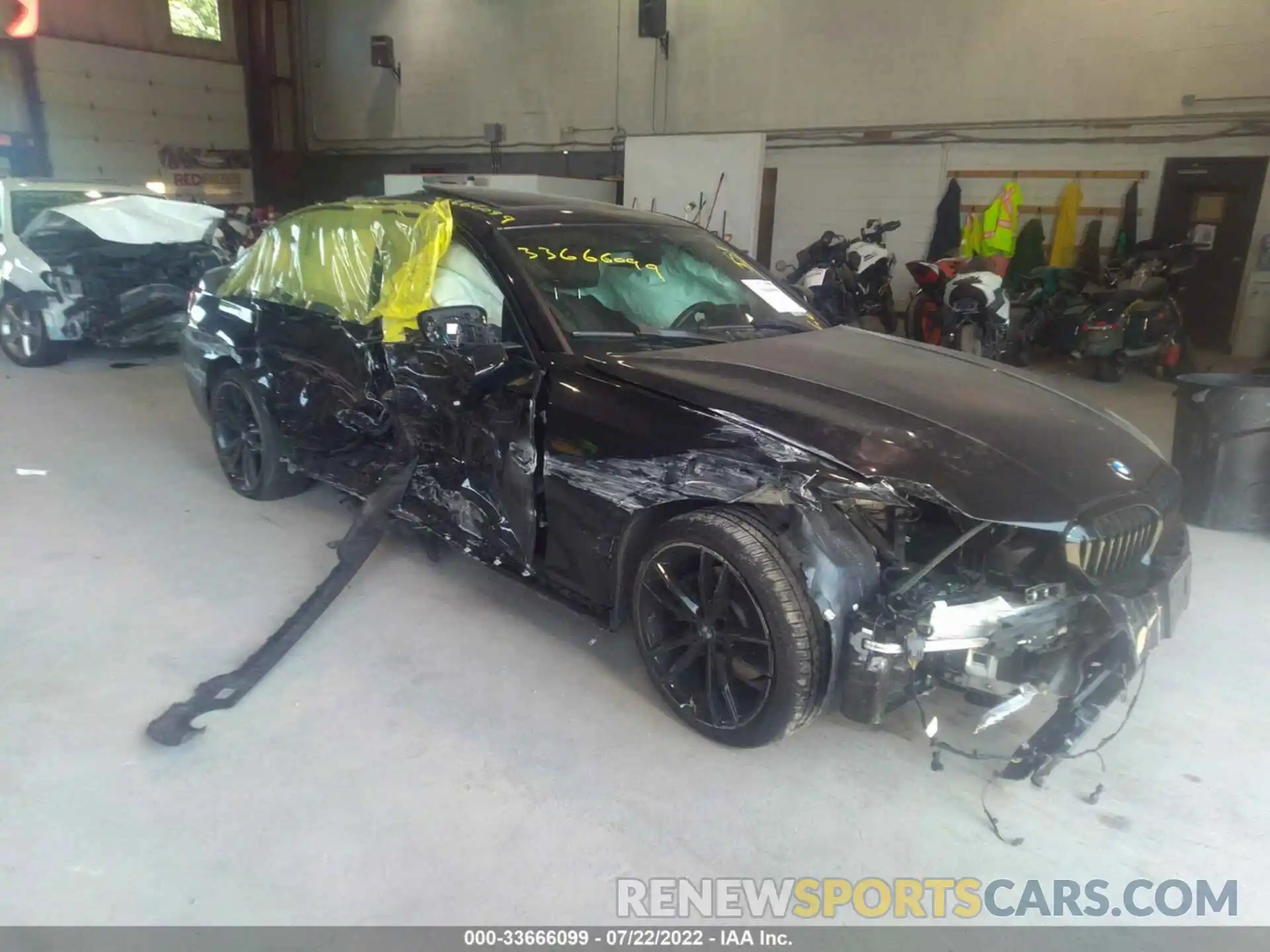 1 Photograph of a damaged car 3MW5R7J01M8B60495 BMW 3 SERIES 2021