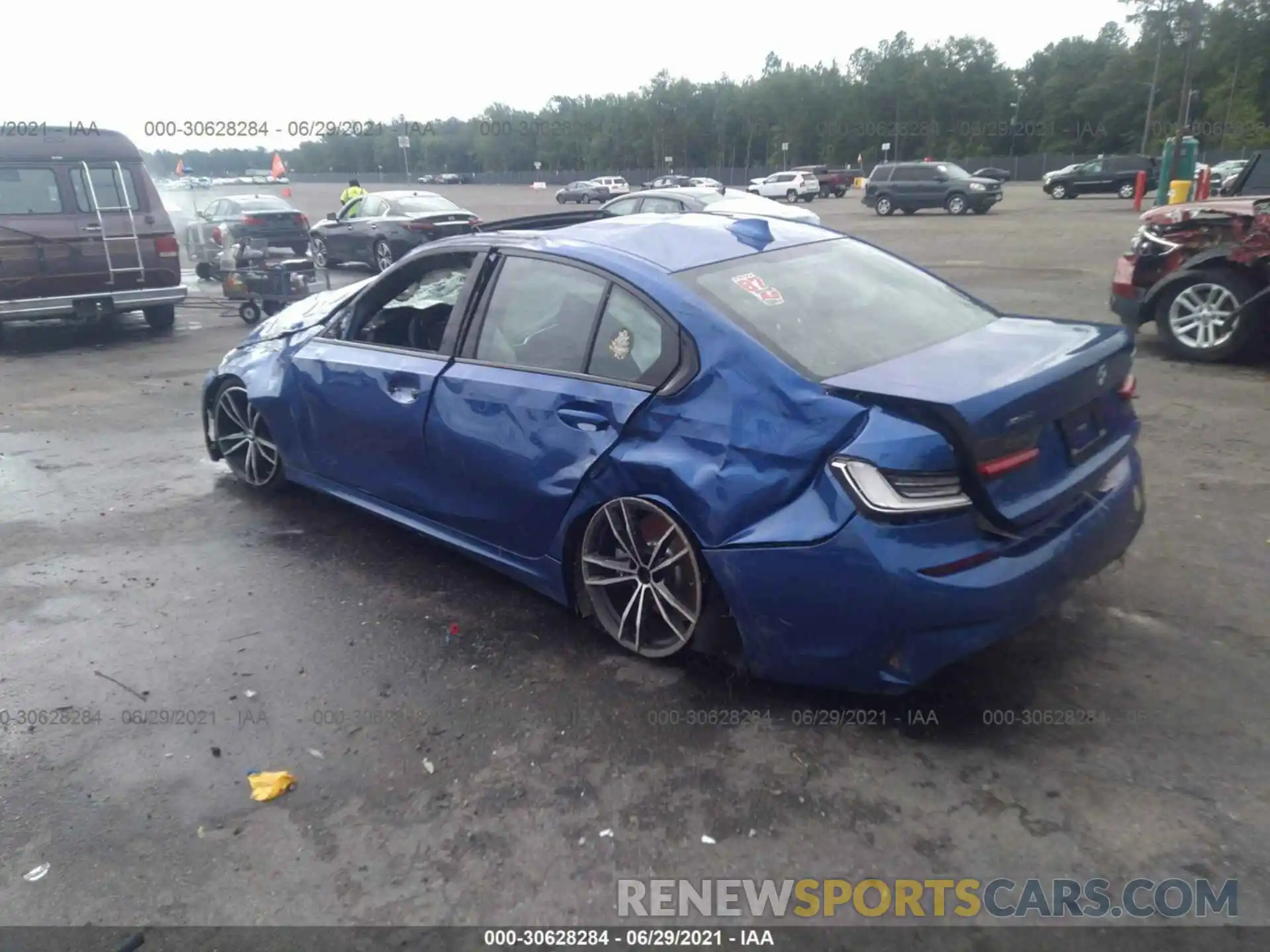 3 Photograph of a damaged car 3MW5R7J01M8B69181 BMW 3 SERIES 2021