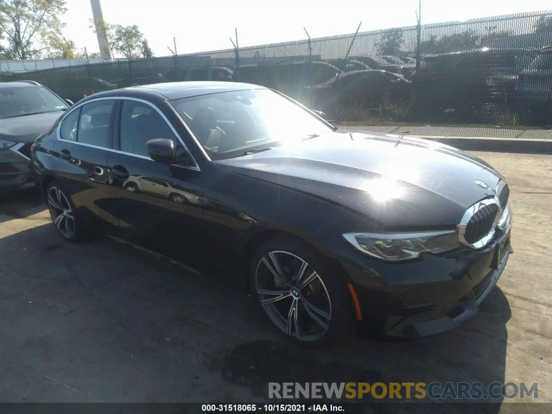 1 Photograph of a damaged car 3MW5R7J01M8C05001 BMW 3 SERIES 2021