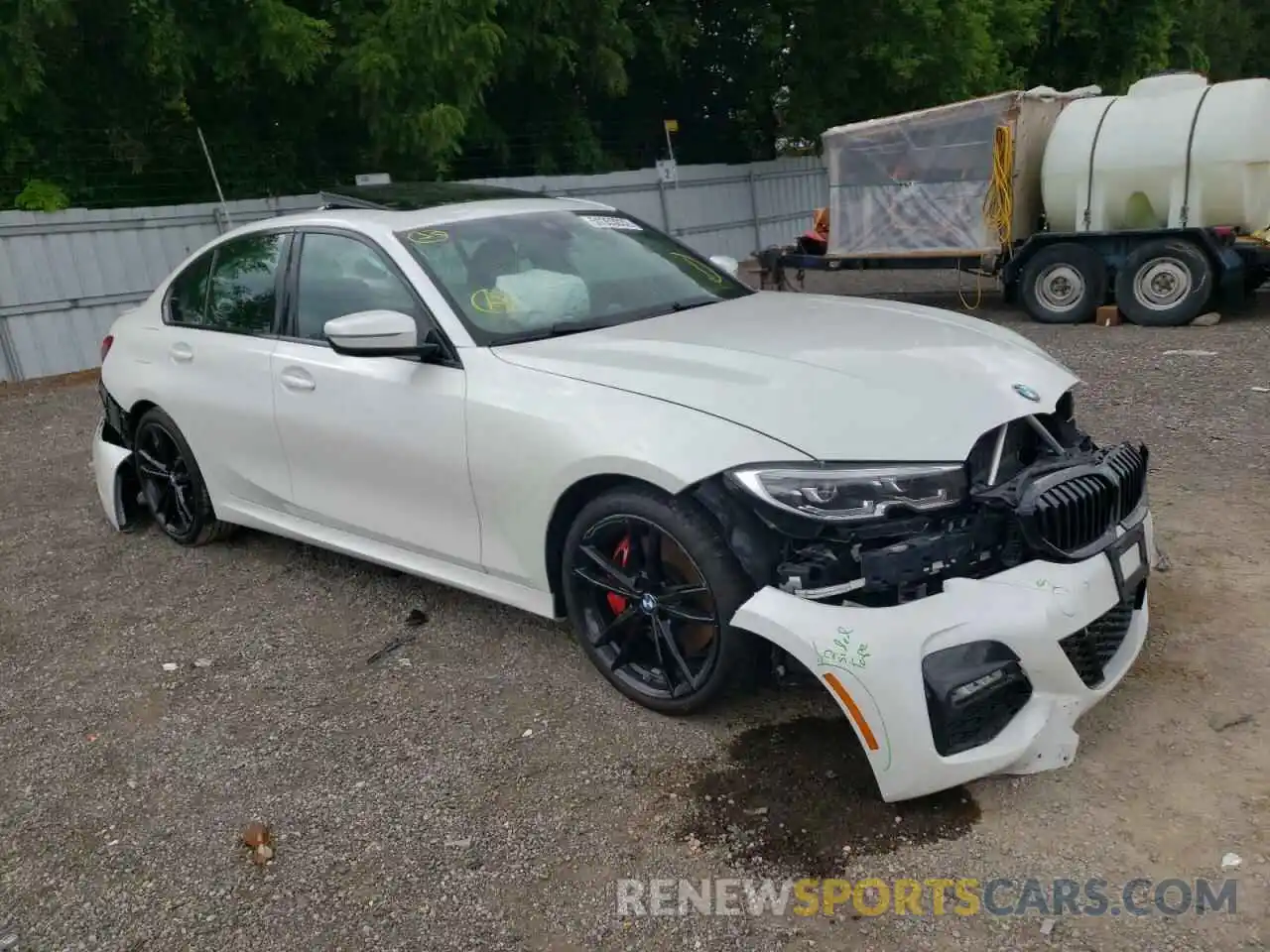 1 Photograph of a damaged car 3MW5R7J01M8C09467 BMW 3 SERIES 2021