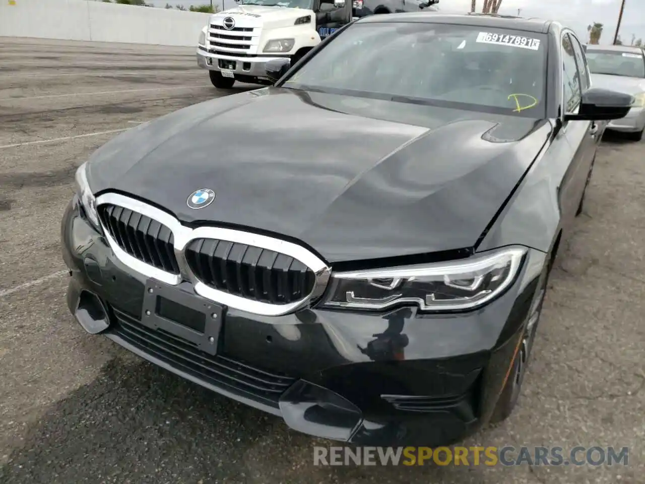 2 Photograph of a damaged car 3MW5R7J01M8C17892 BMW 3 SERIES 2021