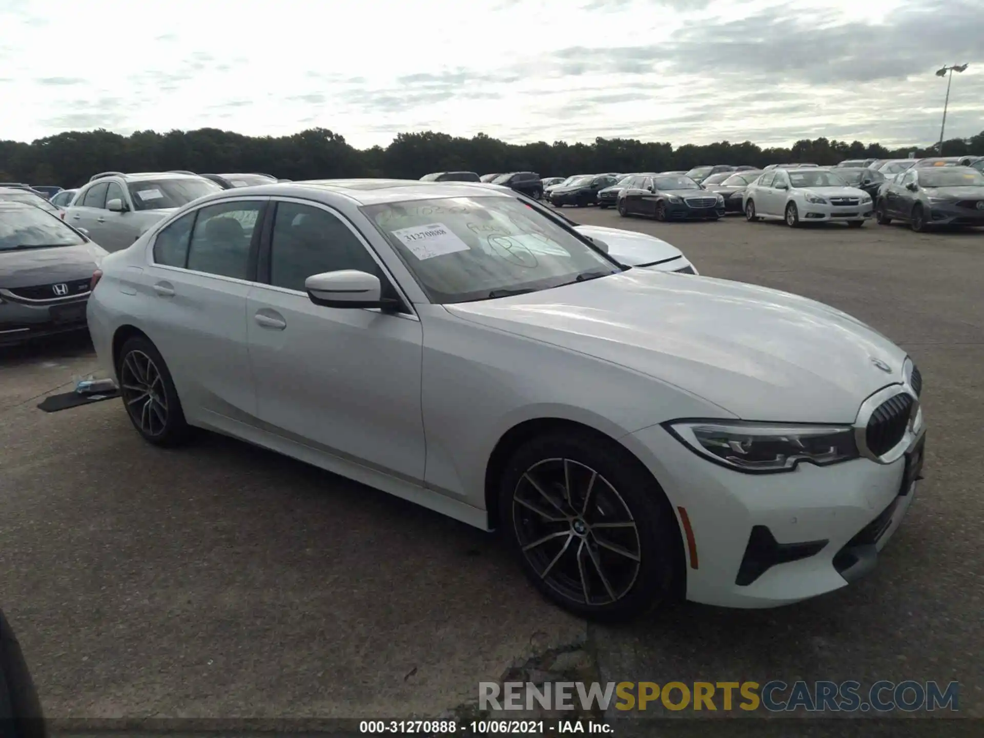 1 Photograph of a damaged car 3MW5R7J01M8C18623 BMW 3 SERIES 2021