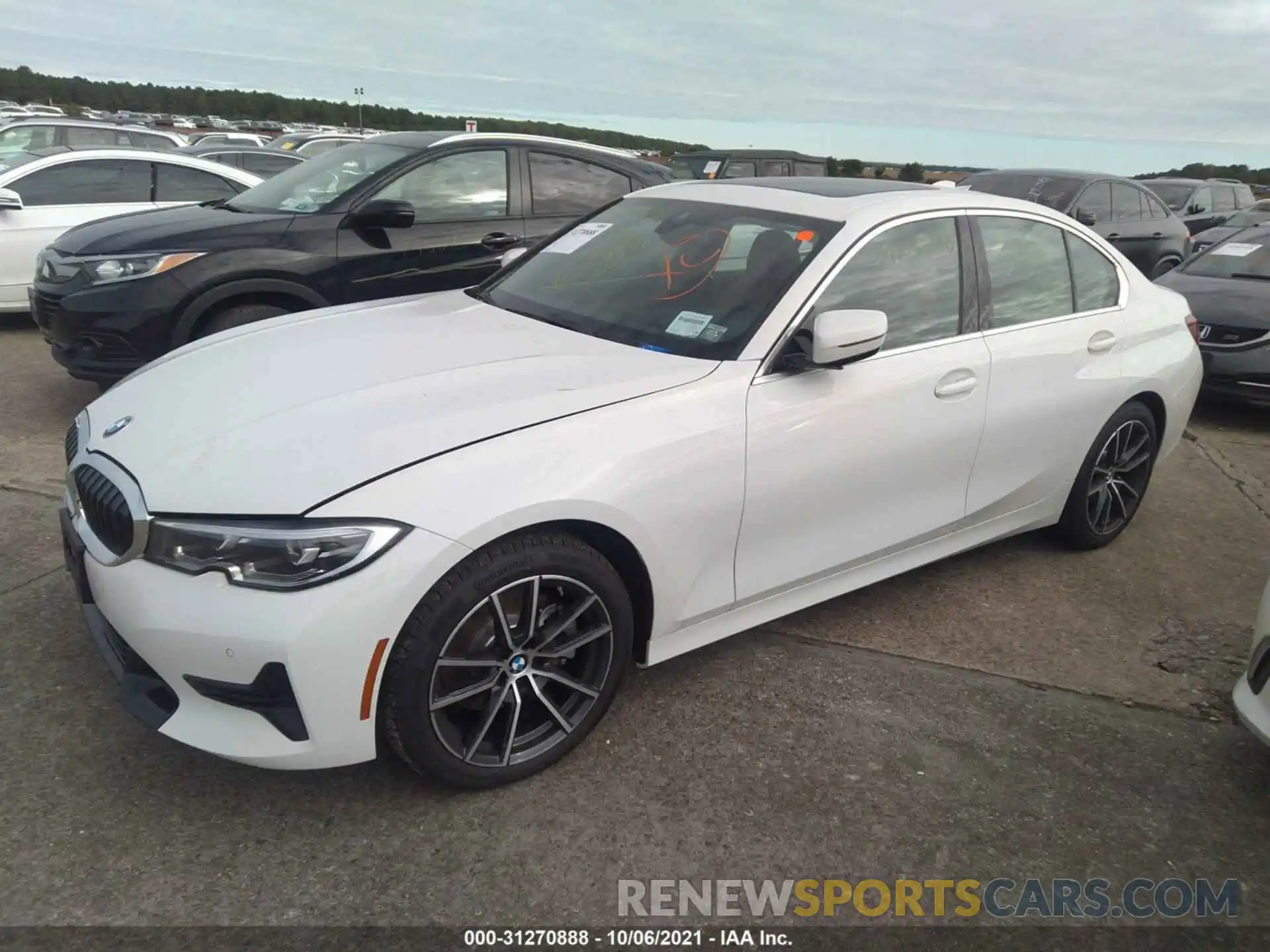 2 Photograph of a damaged car 3MW5R7J01M8C18623 BMW 3 SERIES 2021