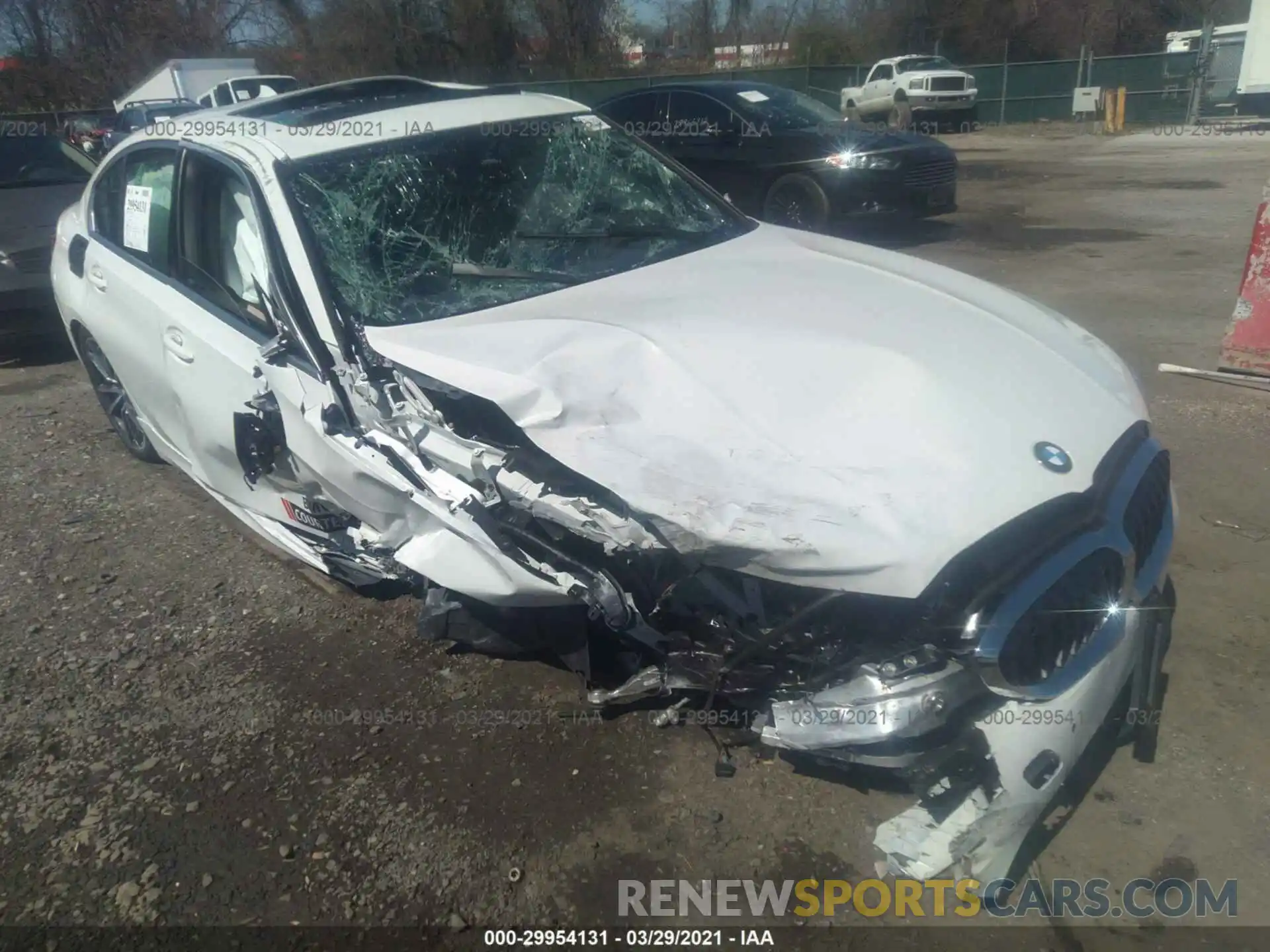 1 Photograph of a damaged car 3MW5R7J02M8B52468 BMW 3 SERIES 2021