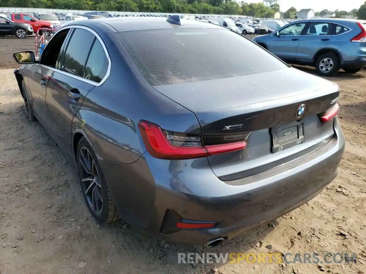 3 Photograph of a damaged car 3MW5R7J02M8B81520 BMW 3 SERIES 2021