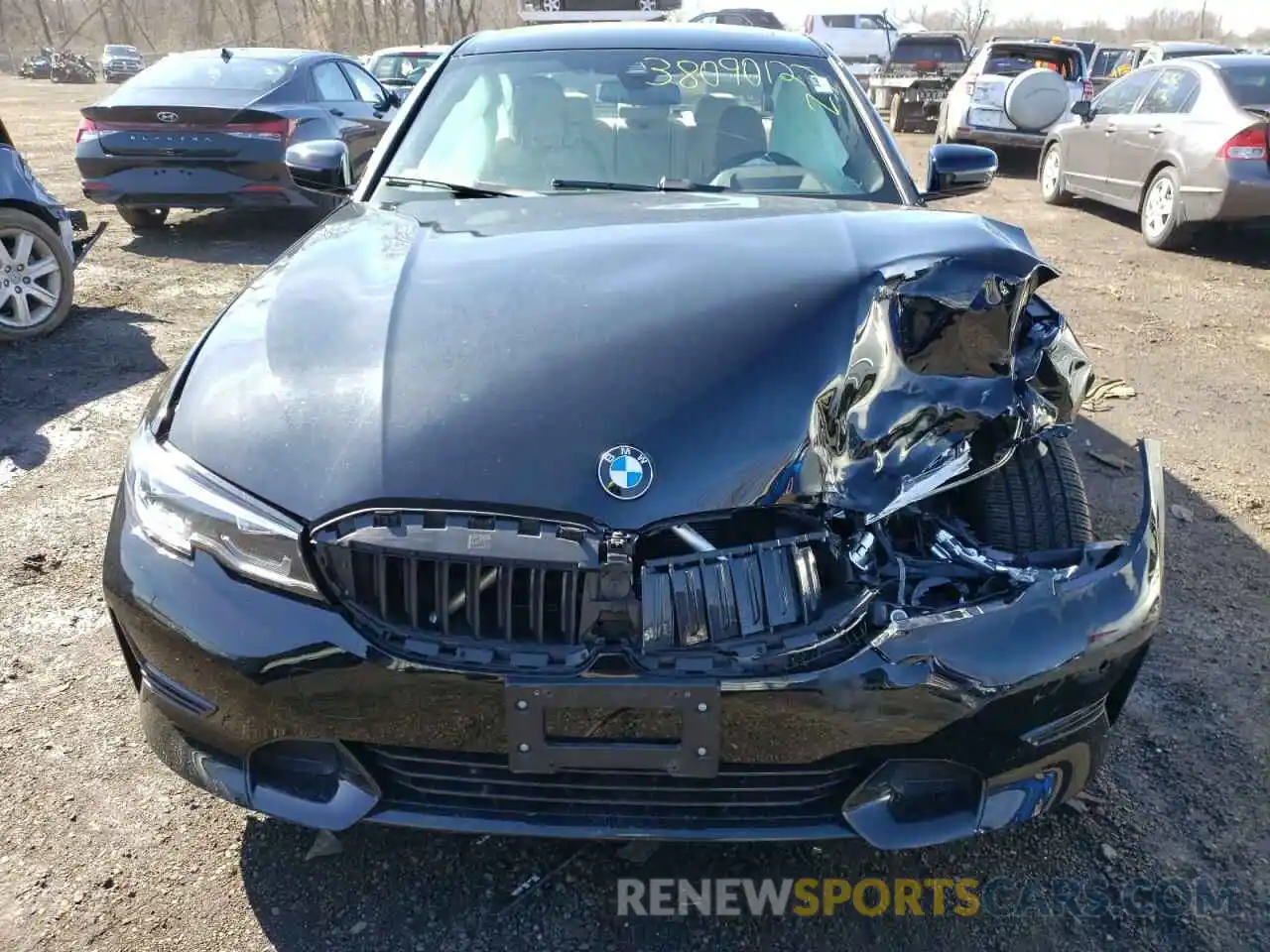 9 Photograph of a damaged car 3MW5R7J02M8B83722 BMW 3 SERIES 2021