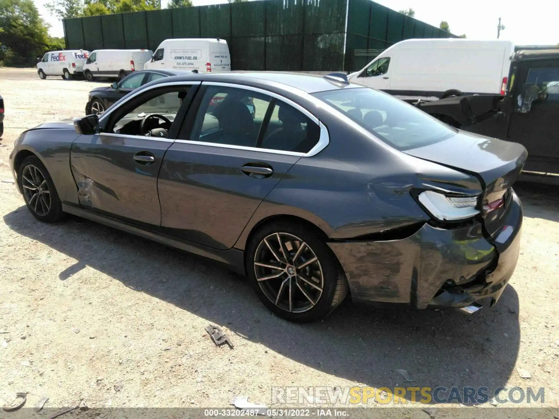 3 Photograph of a damaged car 3MW5R7J02M8C00681 BMW 3 SERIES 2021