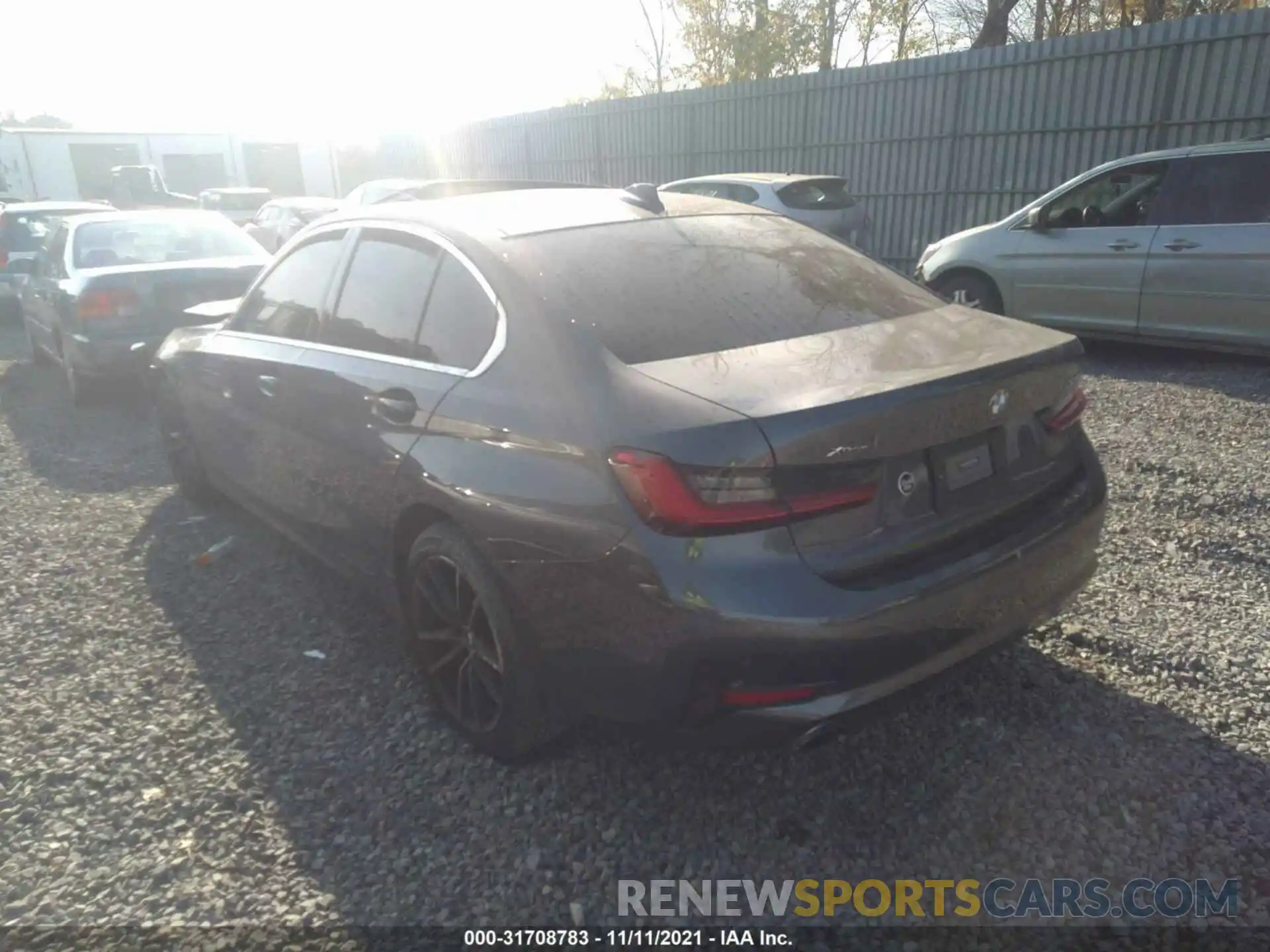 3 Photograph of a damaged car 3MW5R7J02M8C18923 BMW 3 SERIES 2021