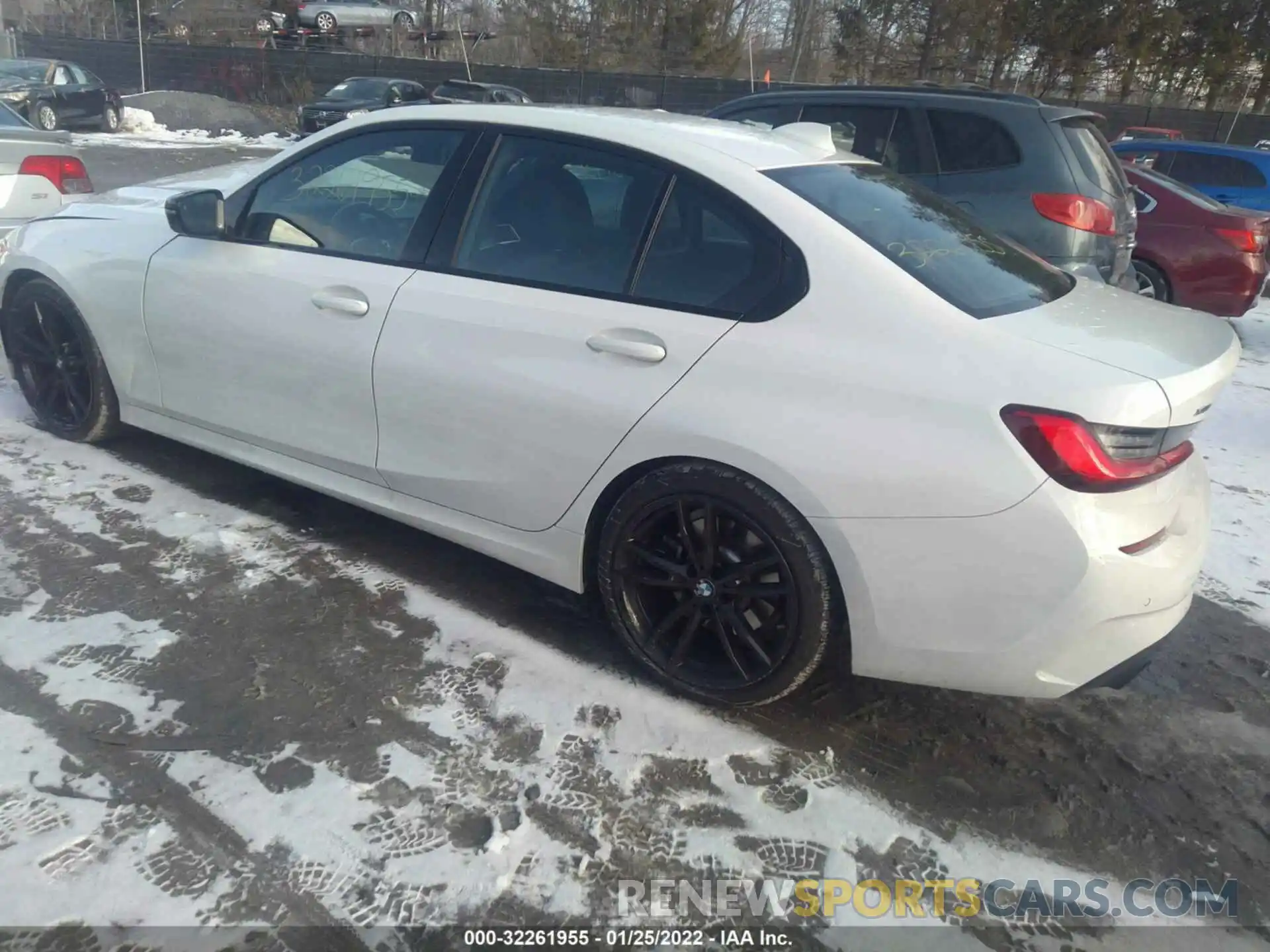 3 Photograph of a damaged car 3MW5R7J03M8B81851 BMW 3 SERIES 2021